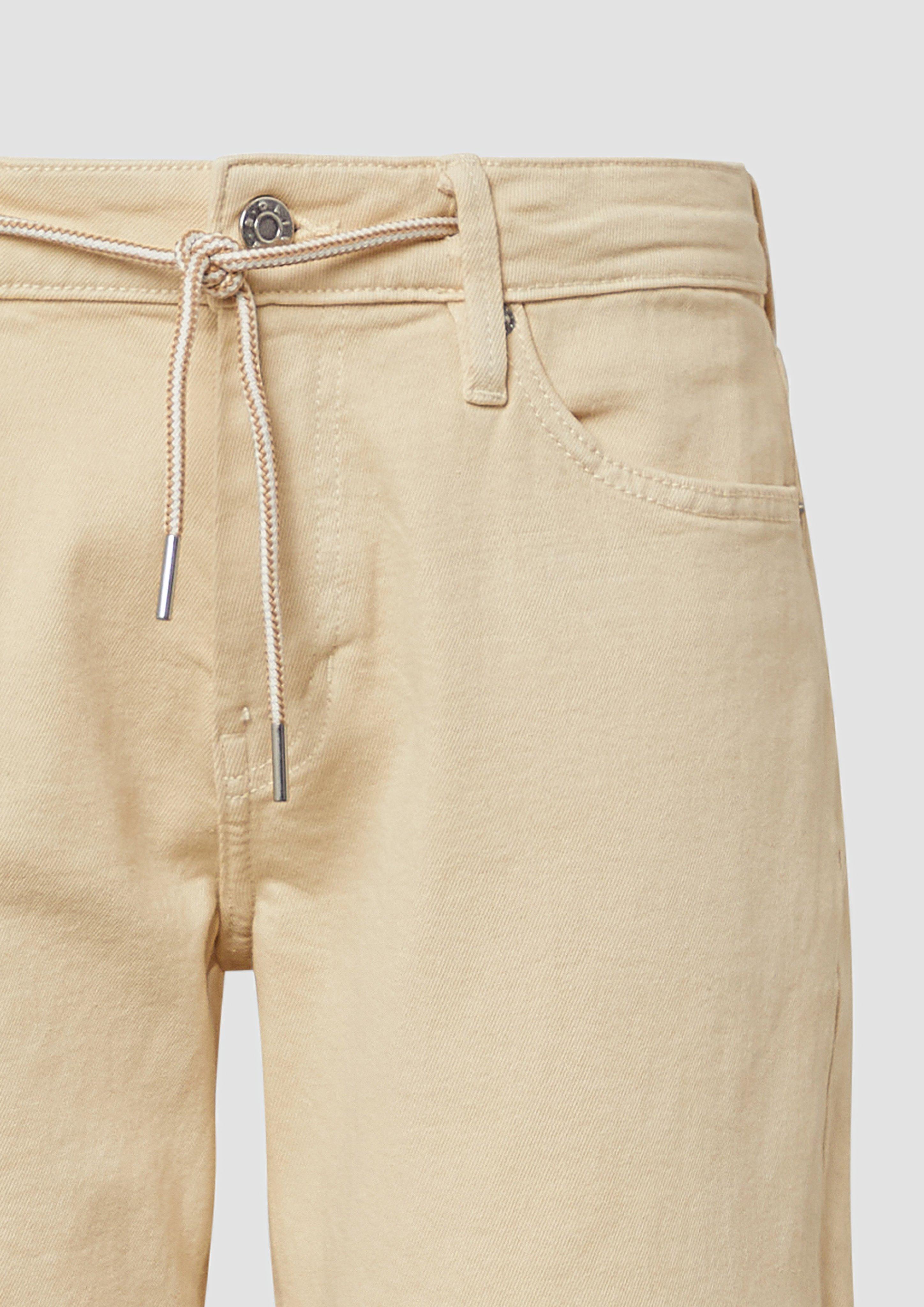 Jeans in 11Z8, 83Z8, 50Z8, 41Z8 & 99Z8