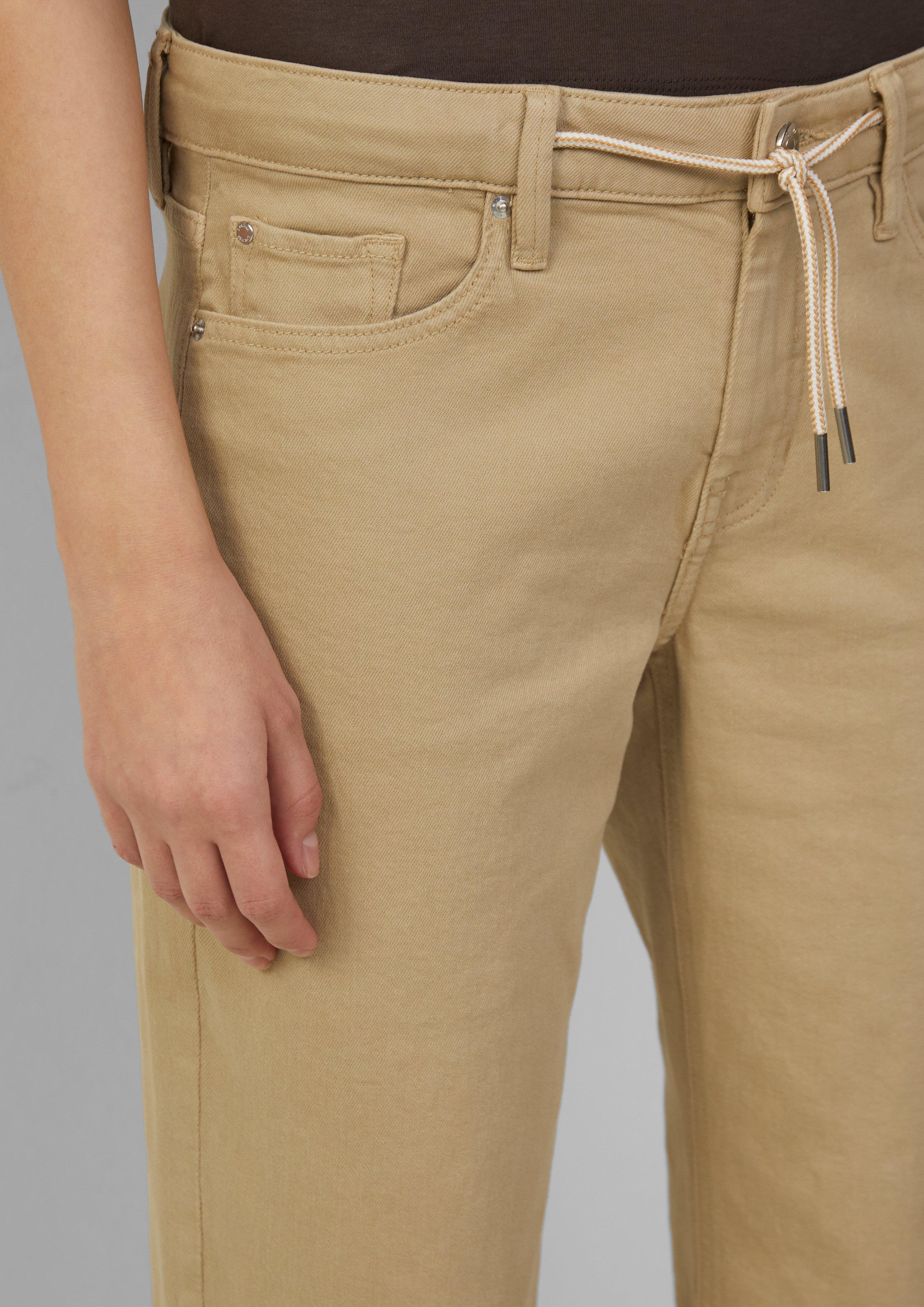 Jeans in 83Z8, 50Z8, 11Z8, 41Z8 & 99Z8