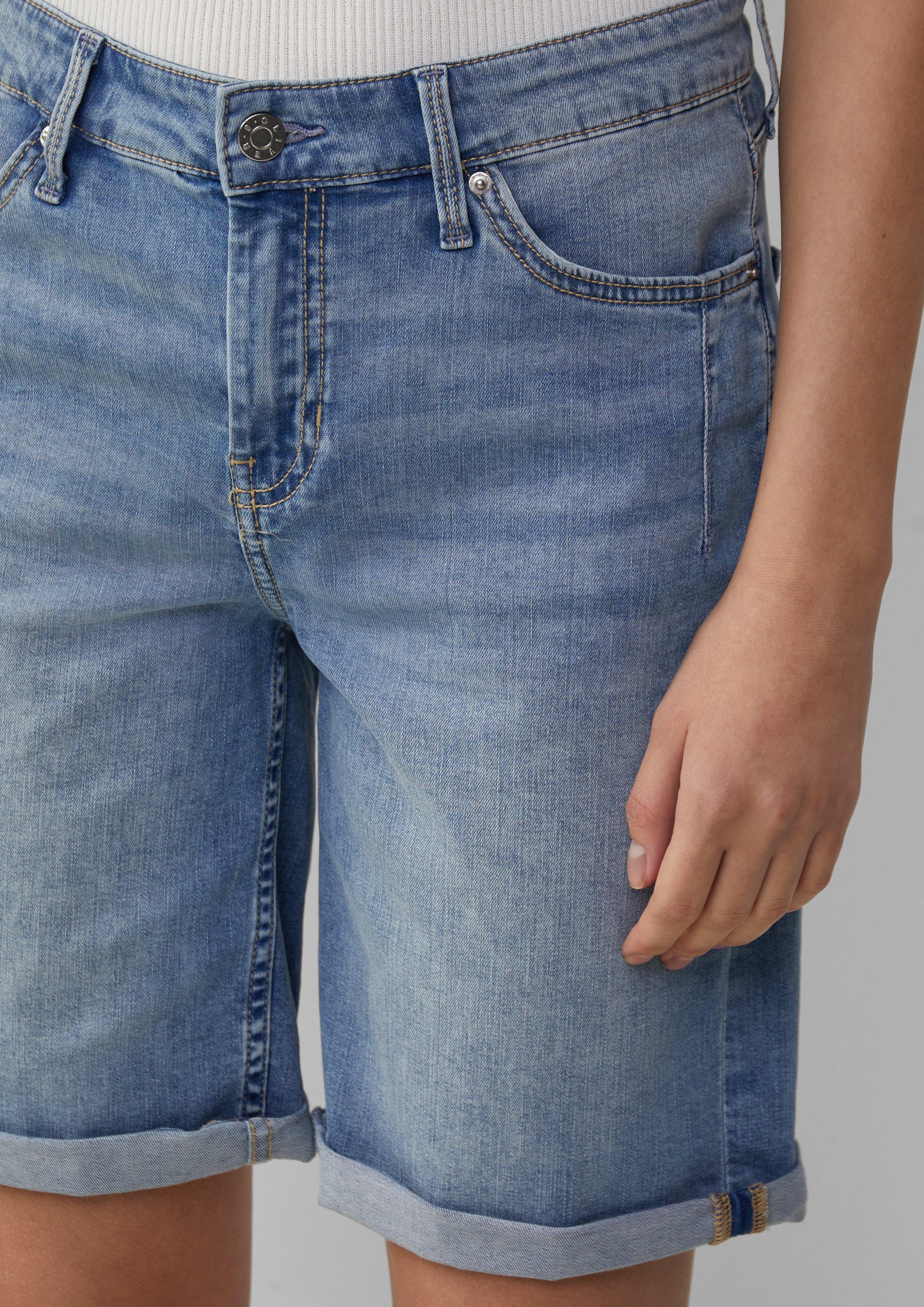 Jeans in 54Z1 & 57Z2