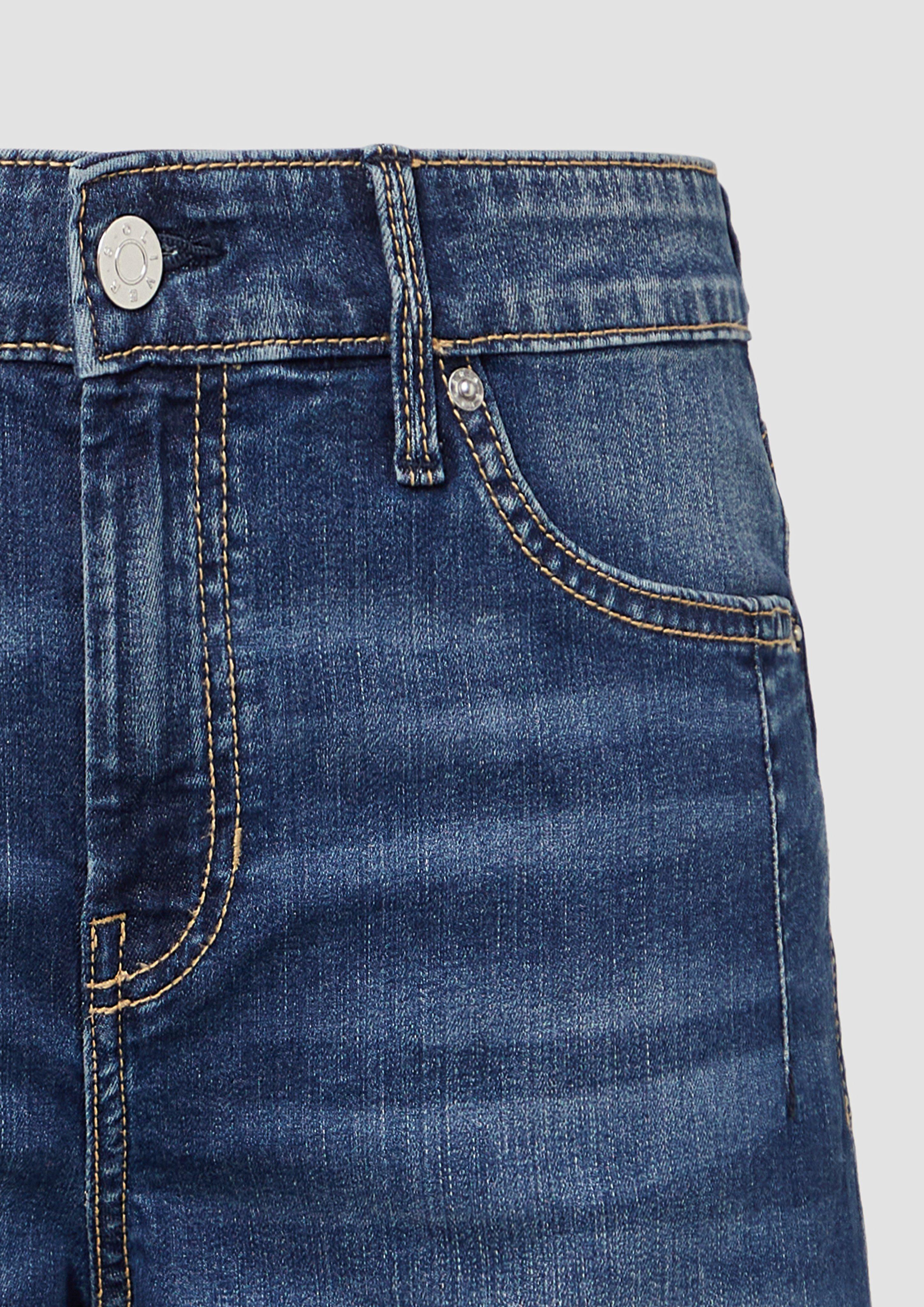 Jeans in 57Z2 & 54Z1