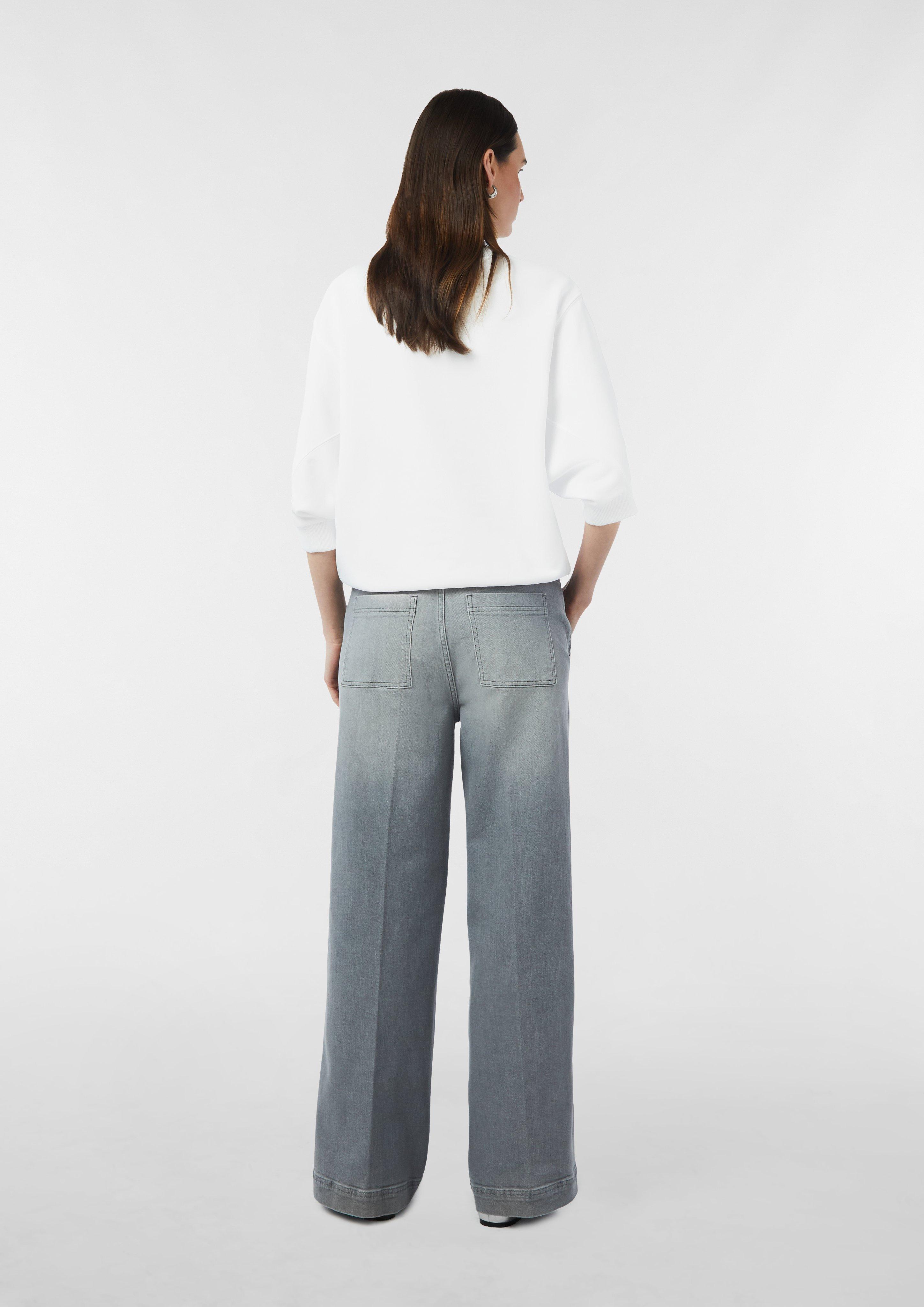 Sweatshirt in 0100 & 4014