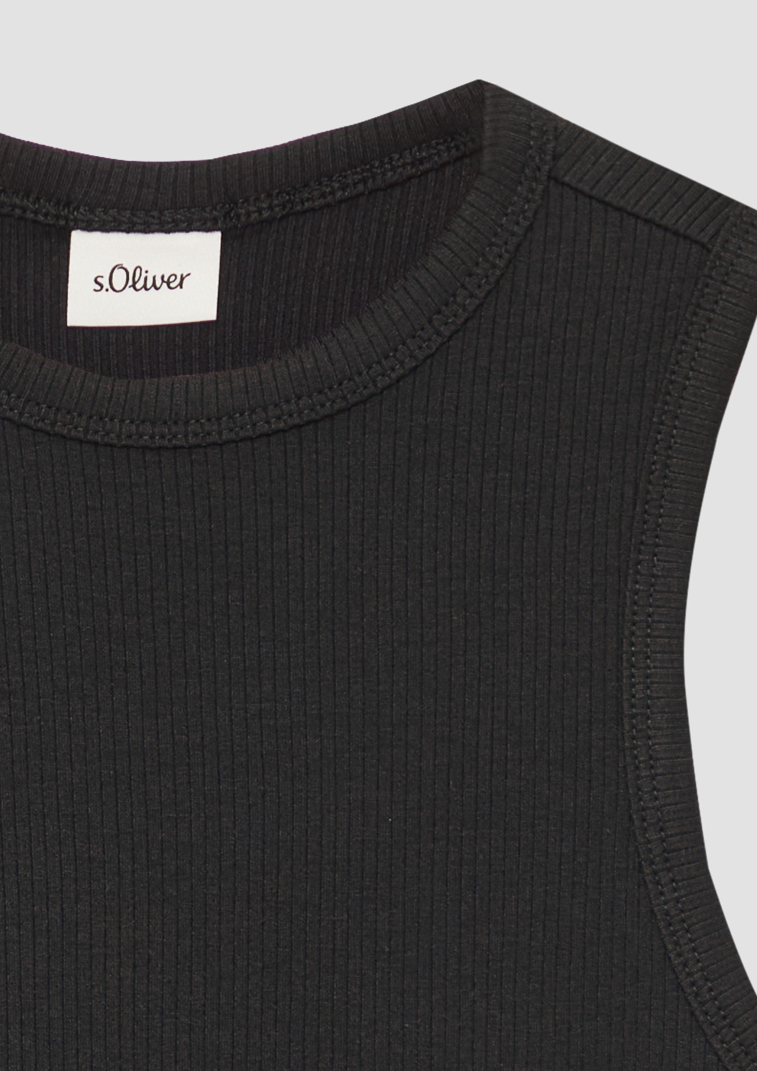 T-Shirt in 9999 & 0100