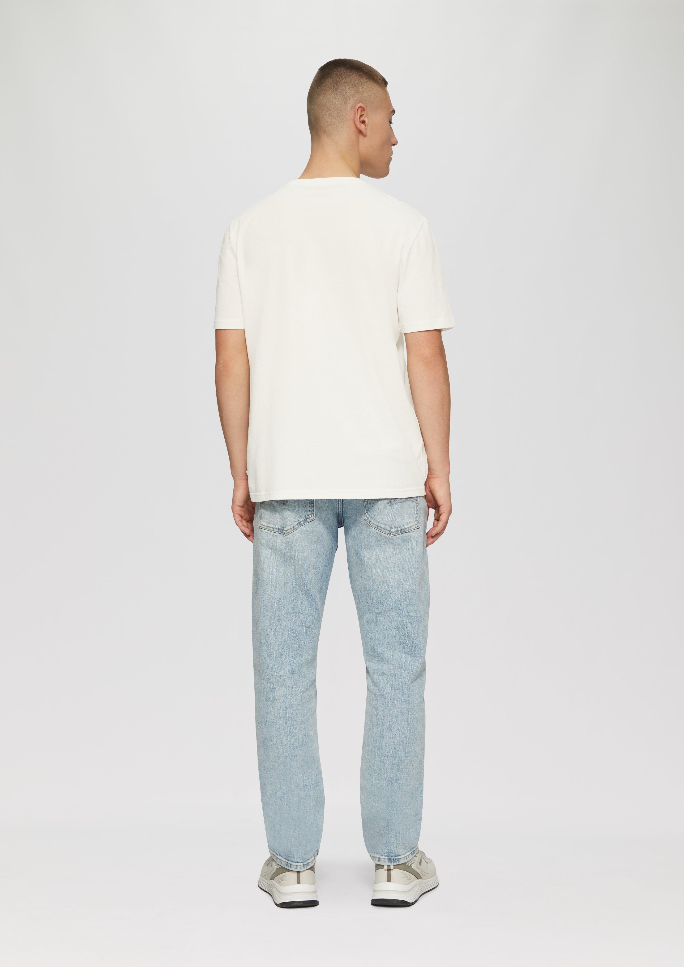 T-Shirt in 02D0, 72D0 & 99D1