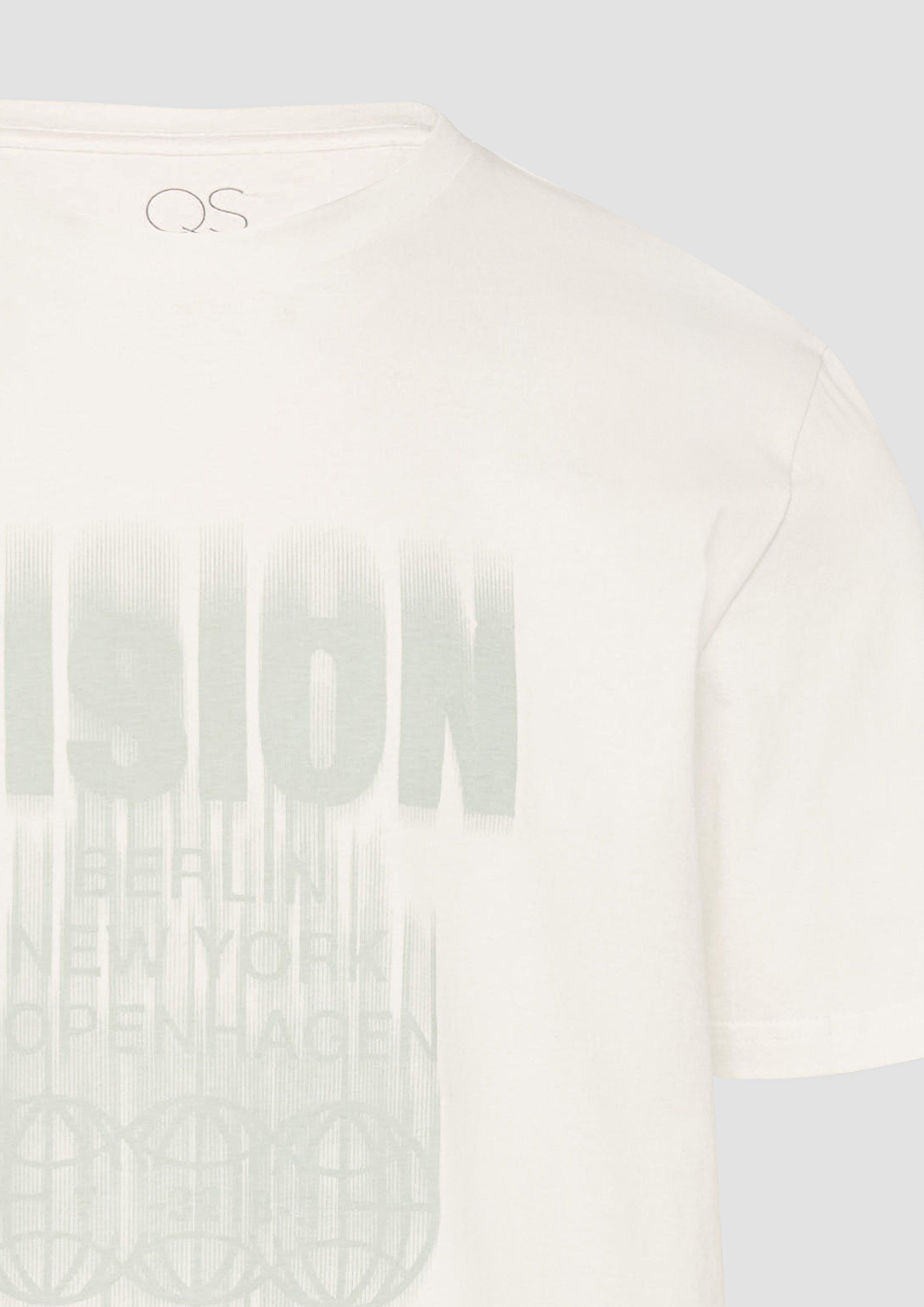 T-Shirt in 02D0, 72D0 & 99D1