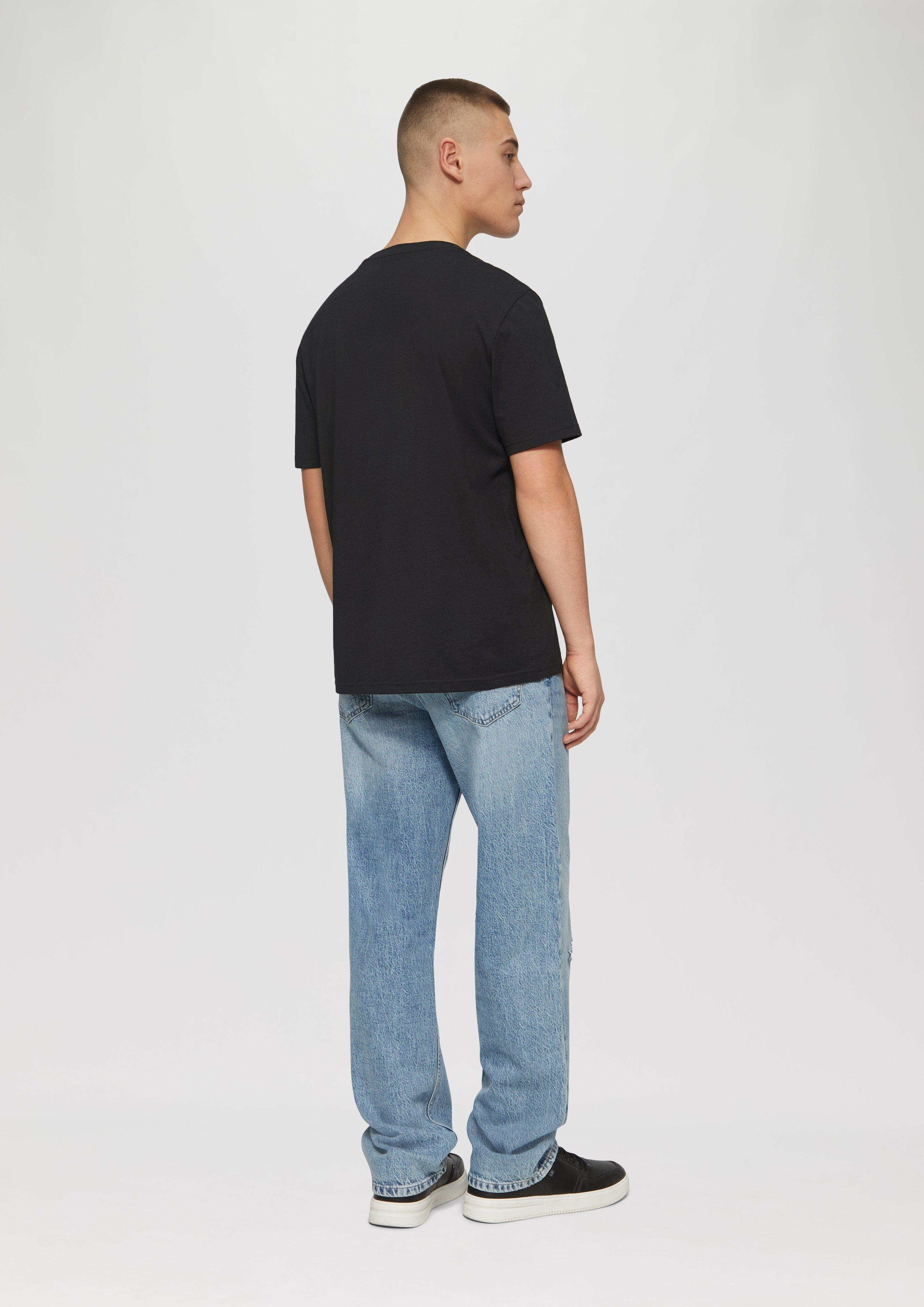 T-Shirt in 99D1, 02D0 & 72D0