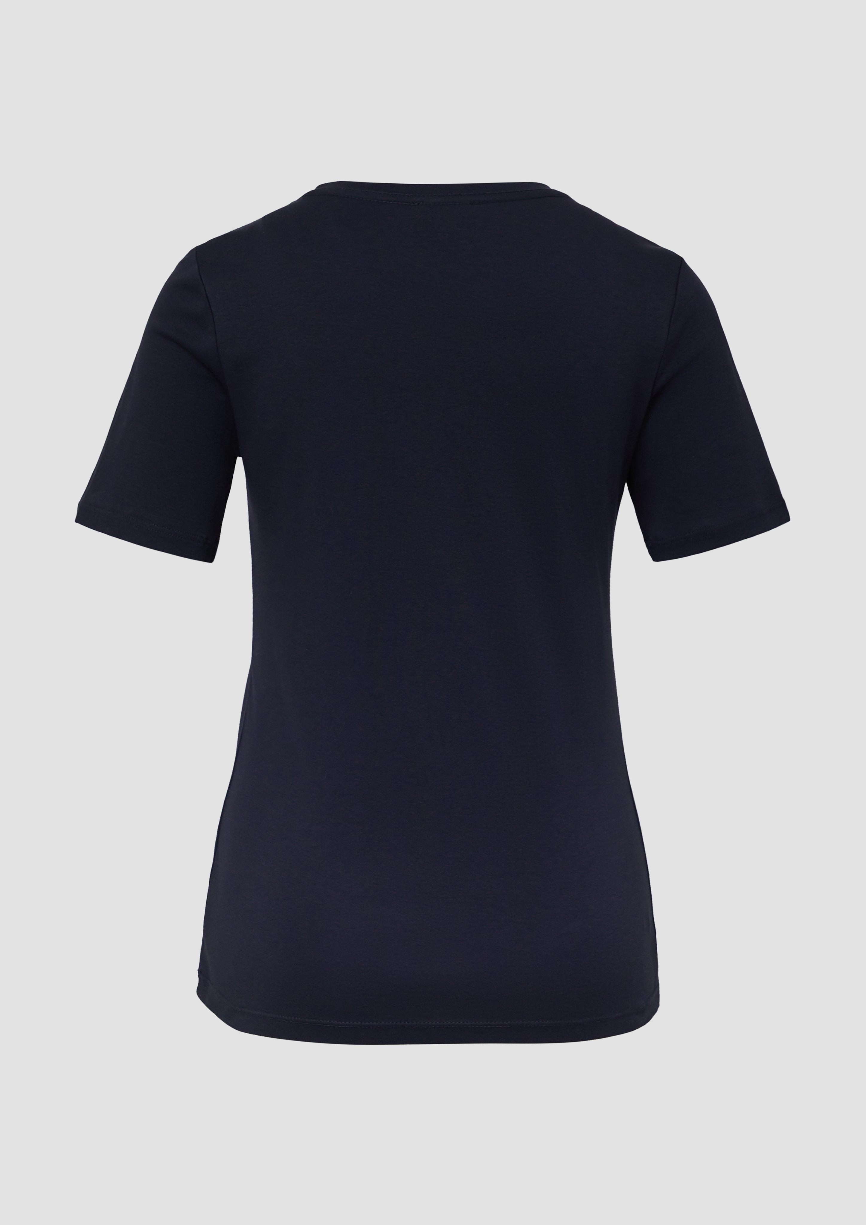 T-Shirt in 5959, 9999 & 0100