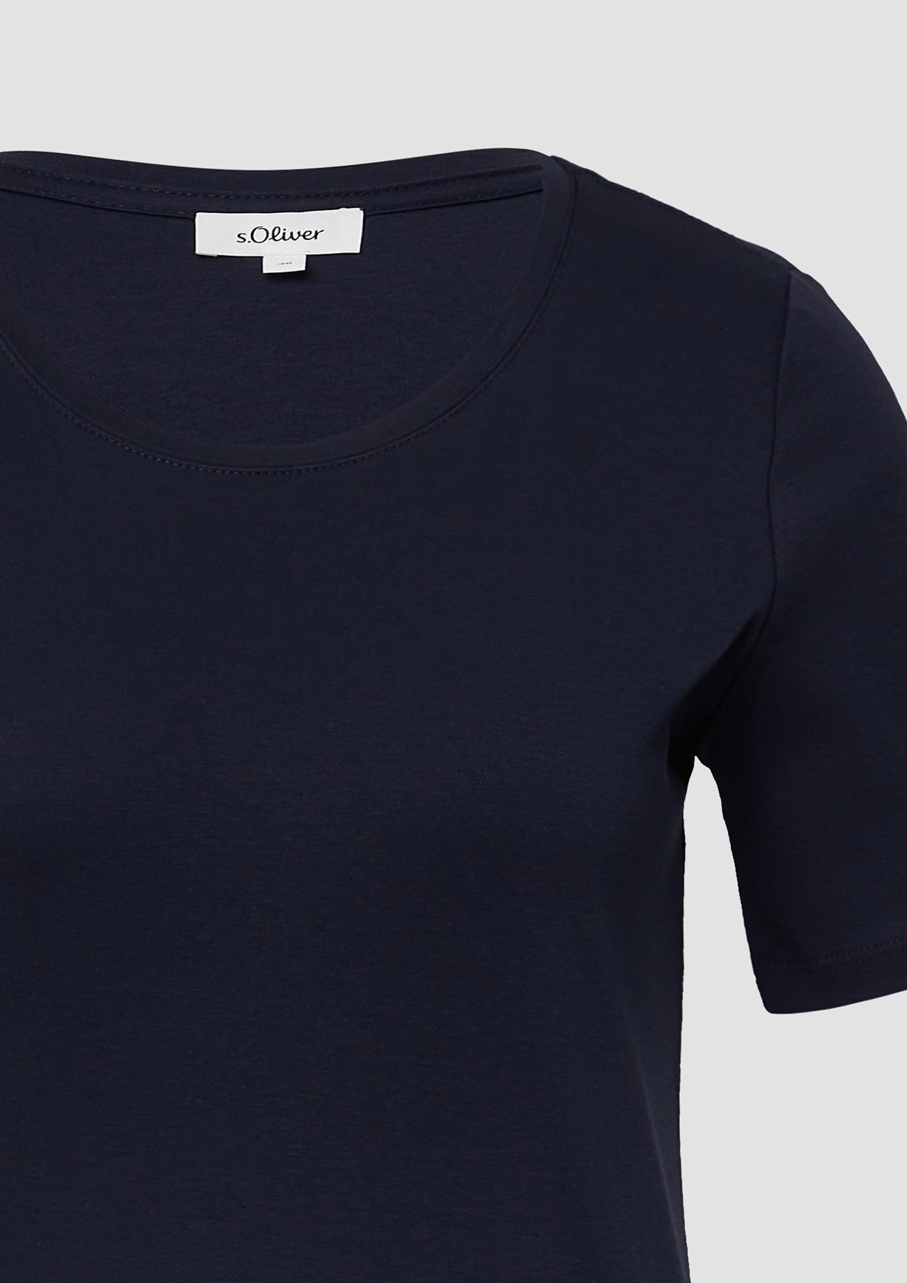 T-Shirt in 5959, 9999 & 0100