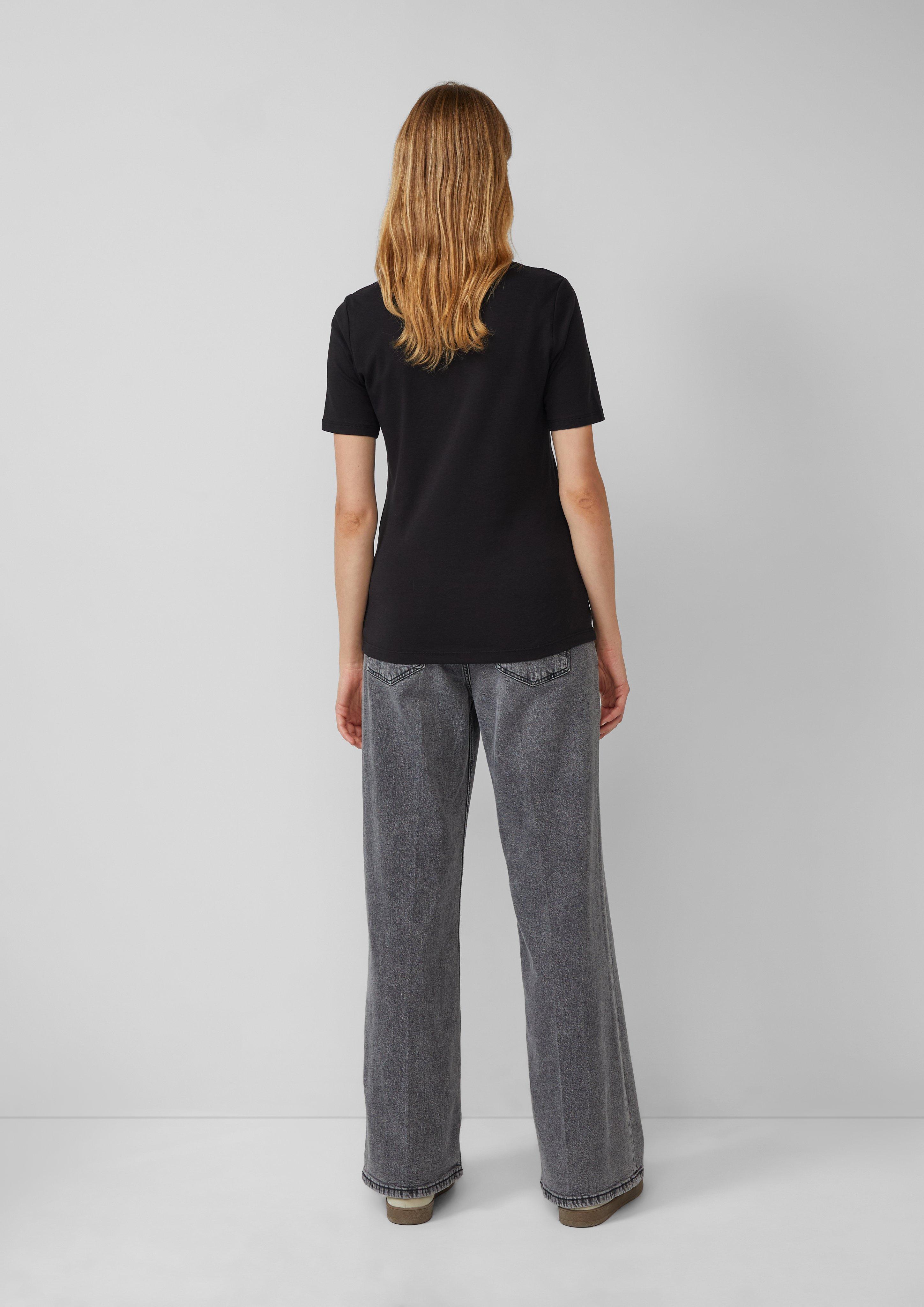 T-Shirt in 9999, 5959 & 0100