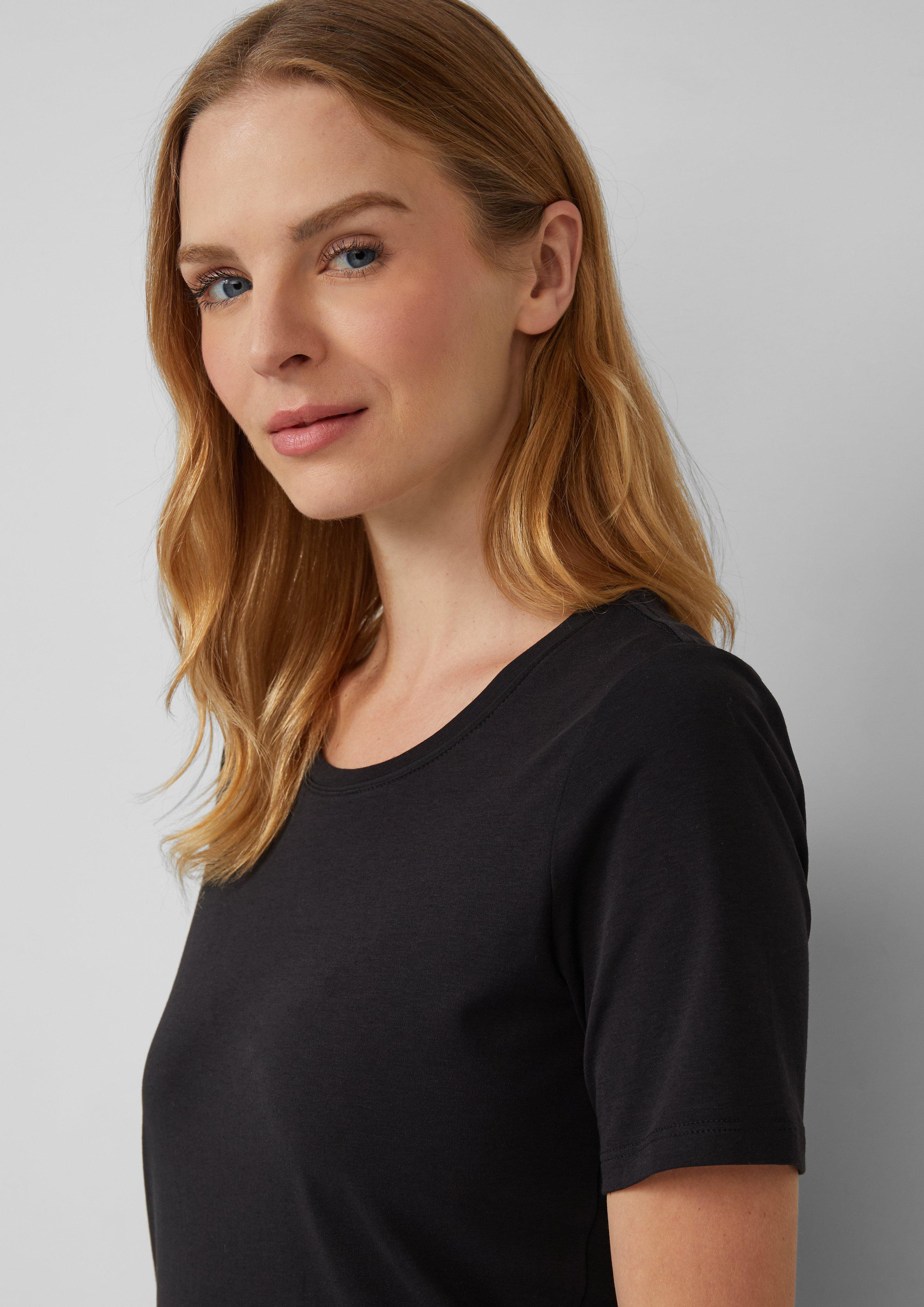 T-Shirt in 9999, 5959 & 0100