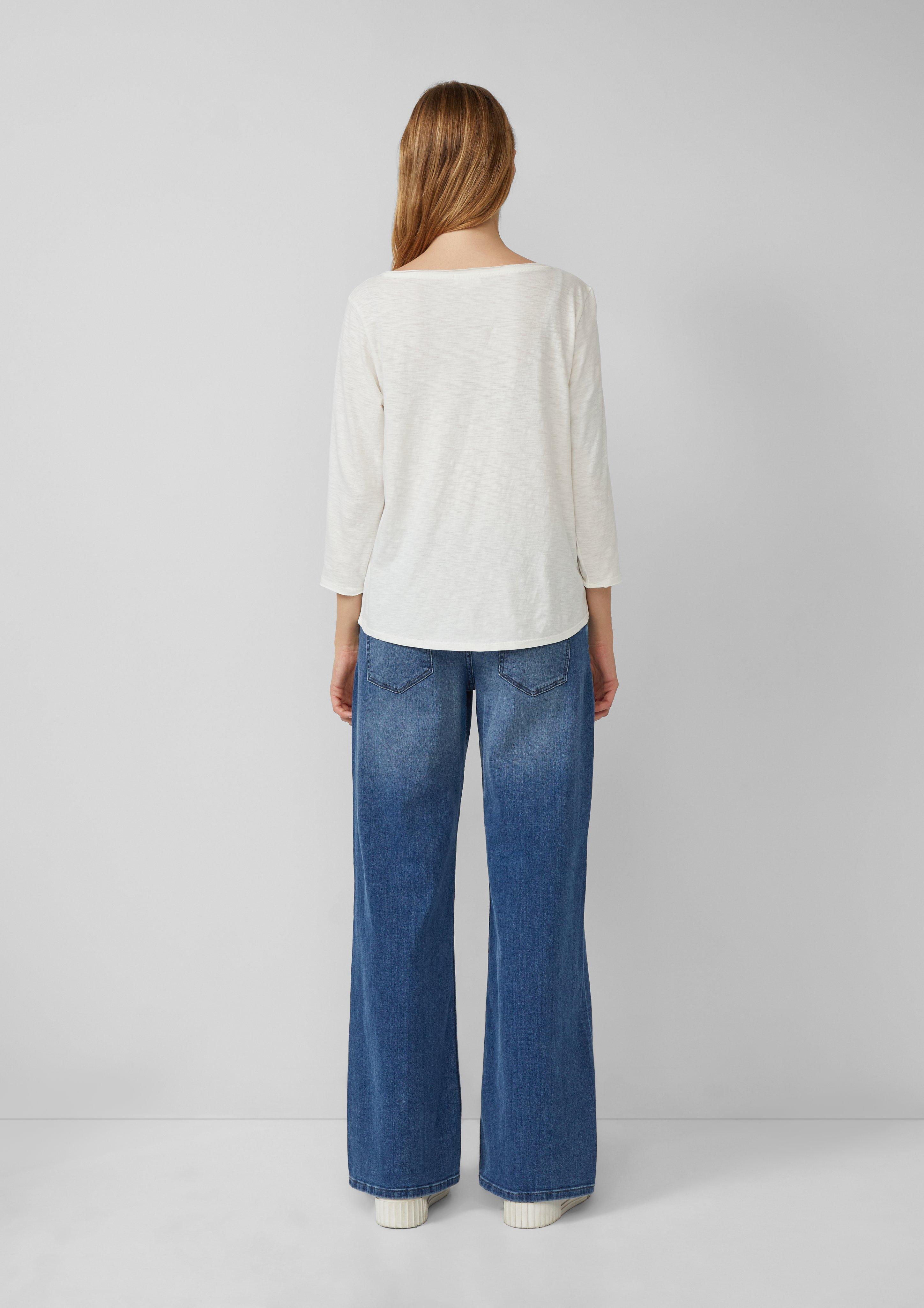 T-shirt in 0210, 5083, 3090, 7369, 9999, 5141, 3902 & 6933