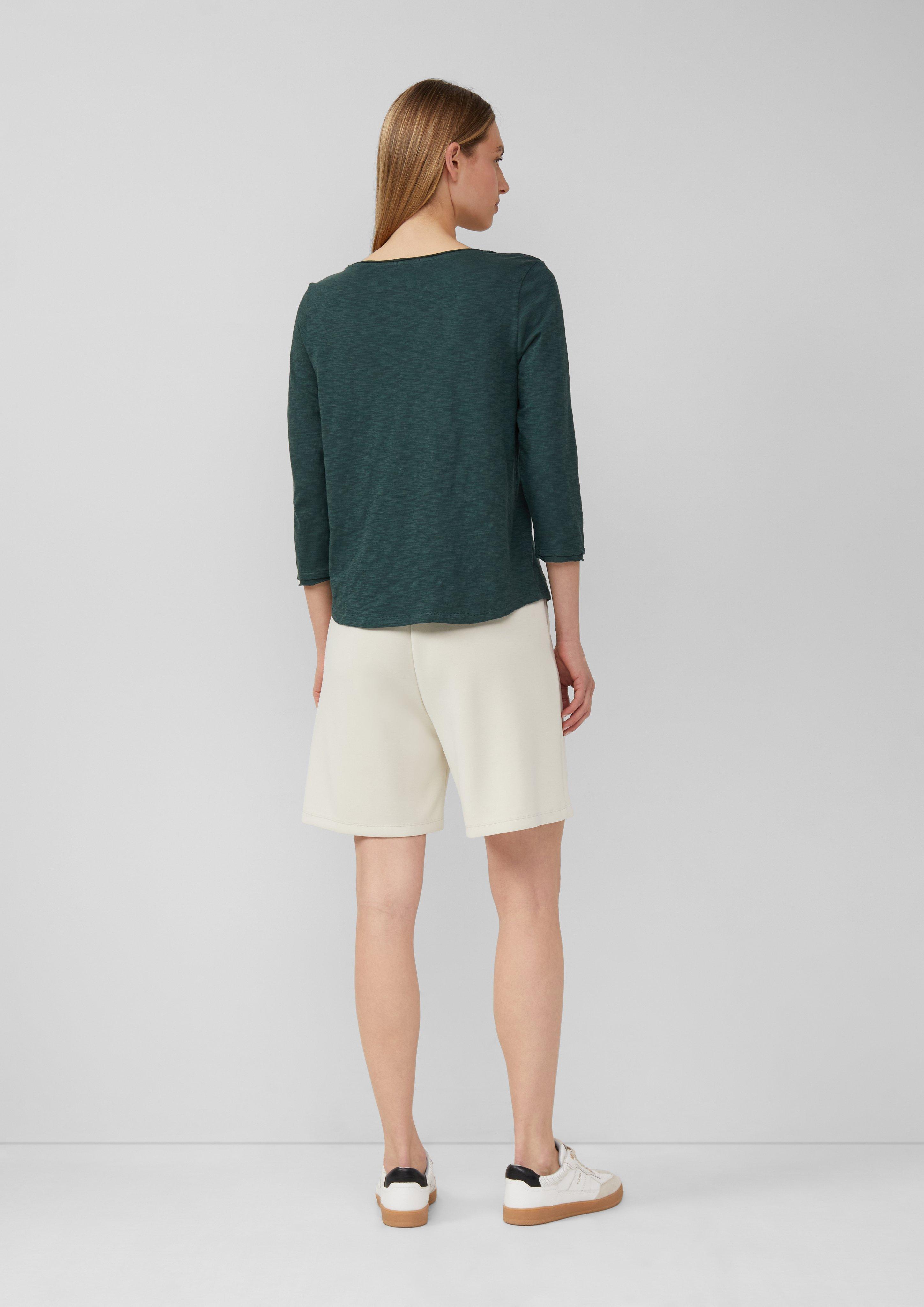 T-shirt in 6933, 3090, 7369, 9999, 0210, 5141 & 3902