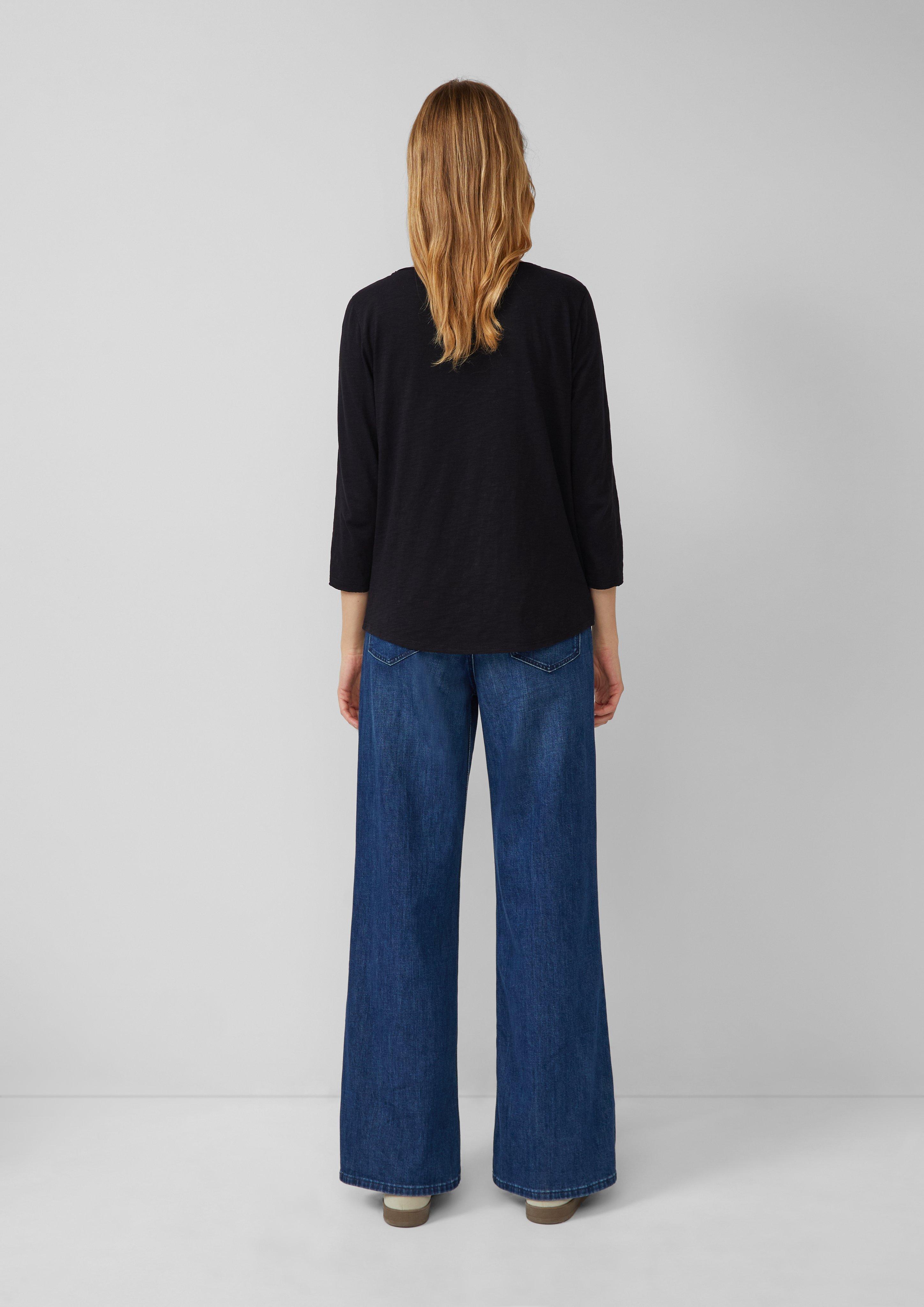 T-Shirt in 9999, 5083, 3090, 7369, 0210, 5141, 3902 & 6933