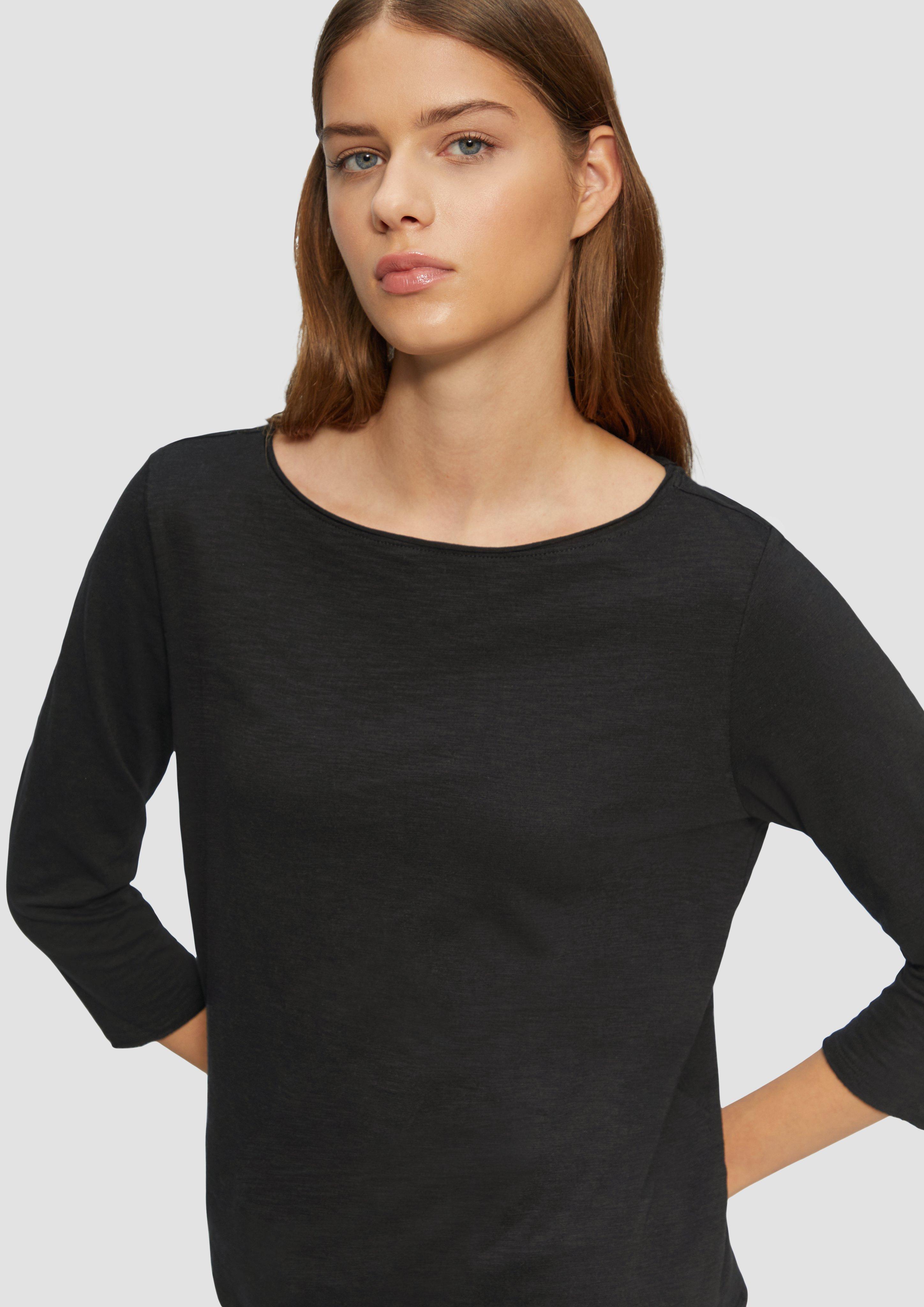 T-Shirt in 9999, 5083, 3090, 7369, 0210, 5141, 3902 & 6933