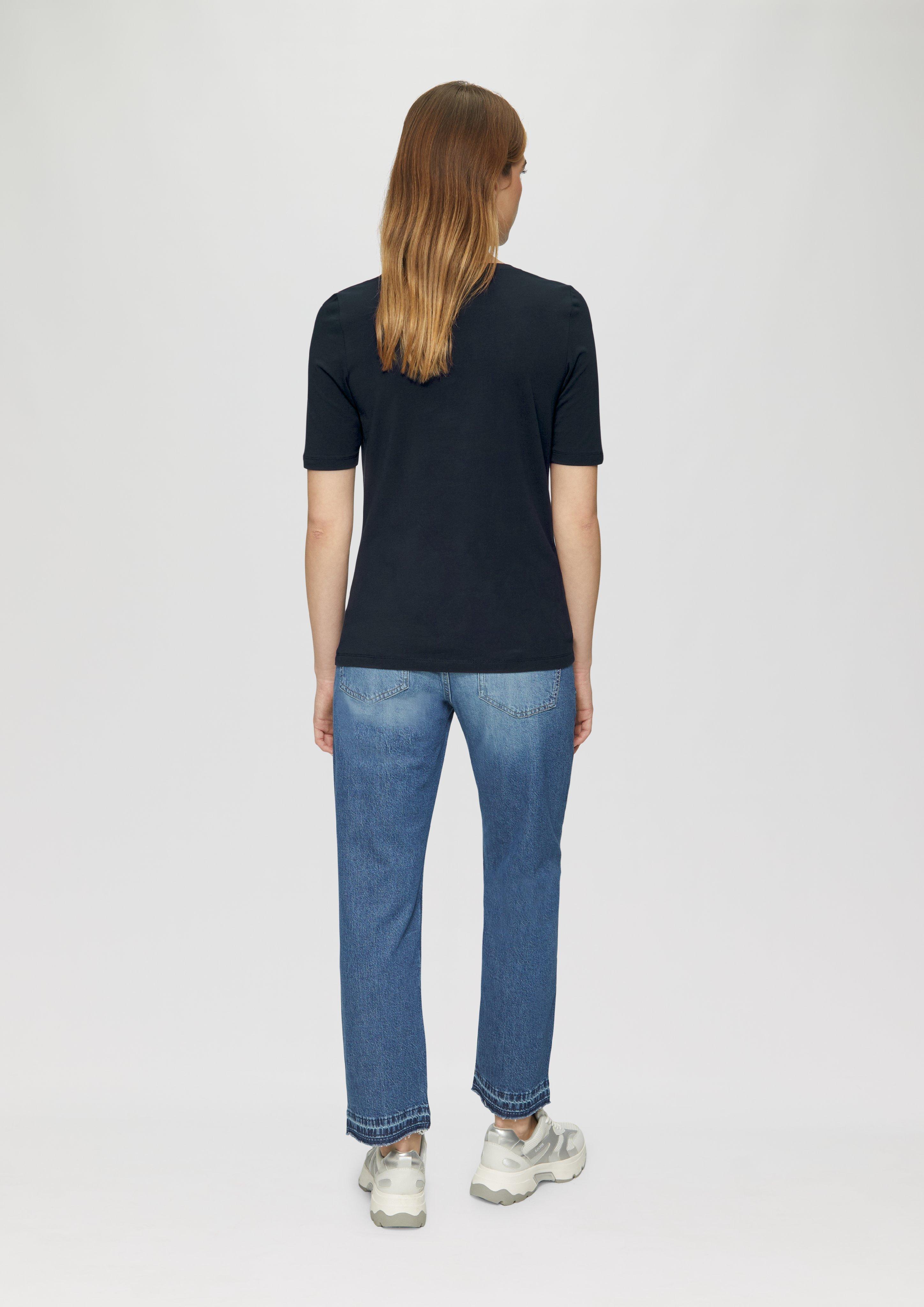 Majica in 59D0, 02D8, 02D1, 99D8, 30D0 & 41D1