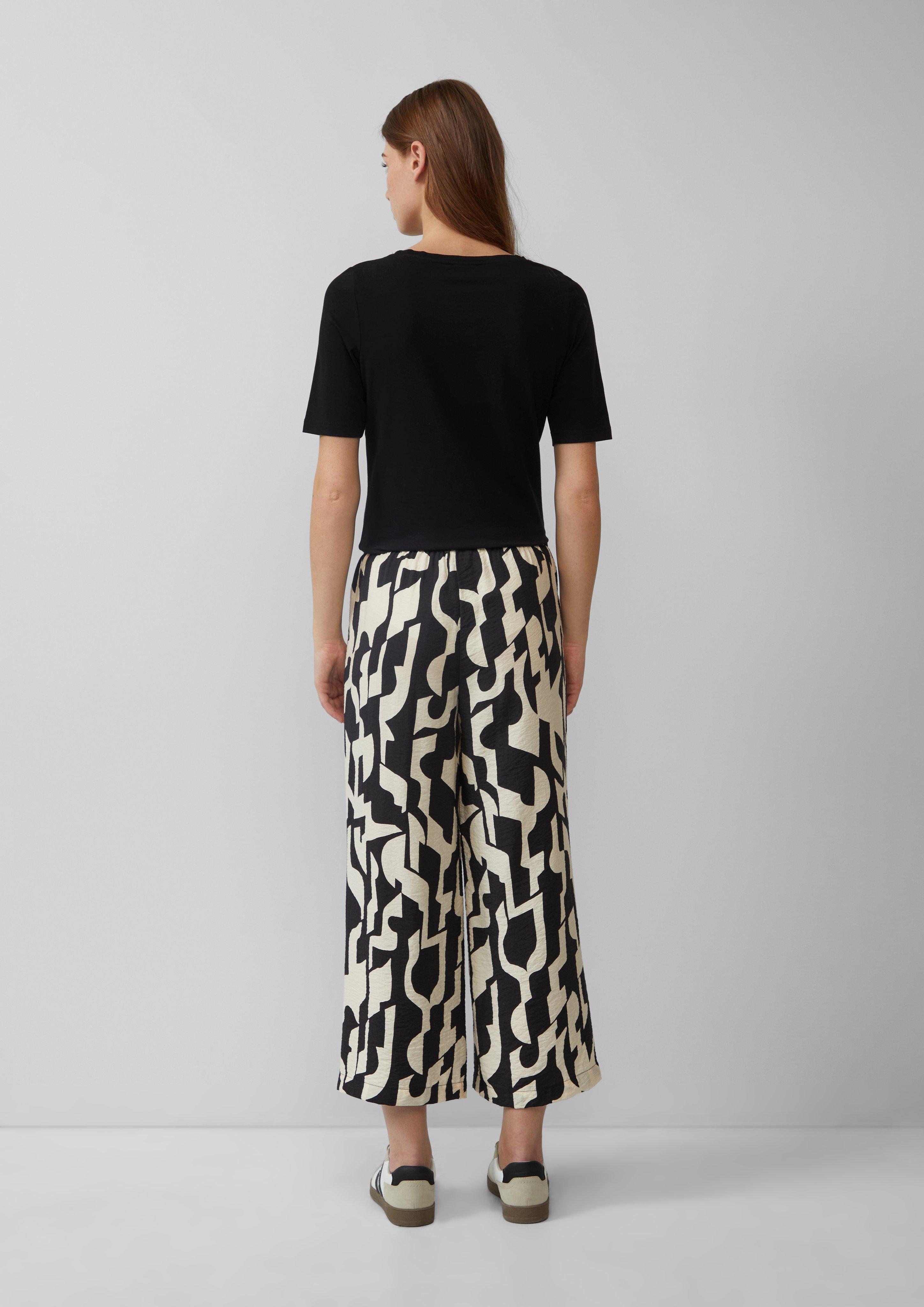 T-shirt in 99D8, 59D0, 02D8, 02D1, 30D0 & 41D1