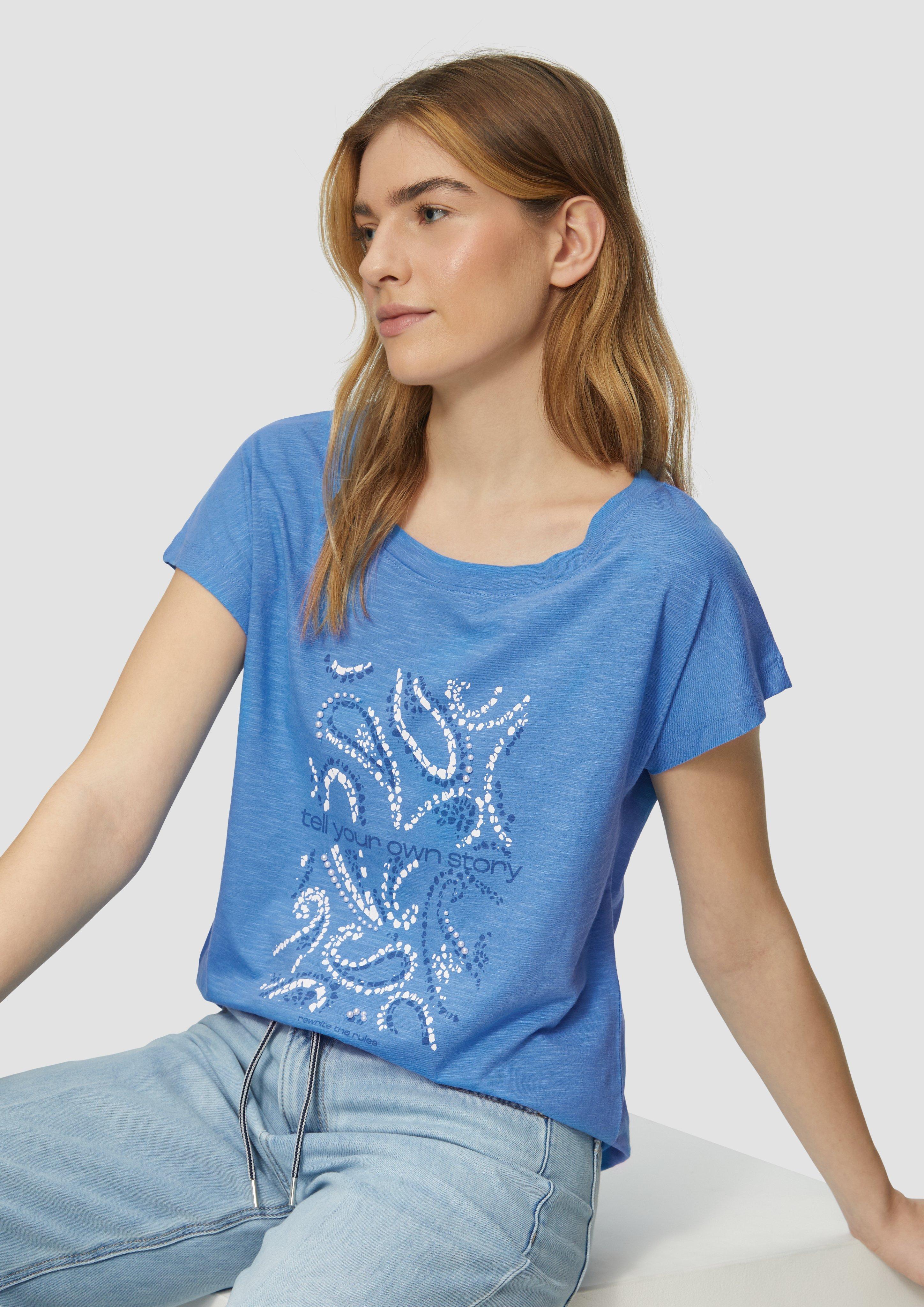 T-shirt in 55D0, 41D0, 02D0 & 59D0