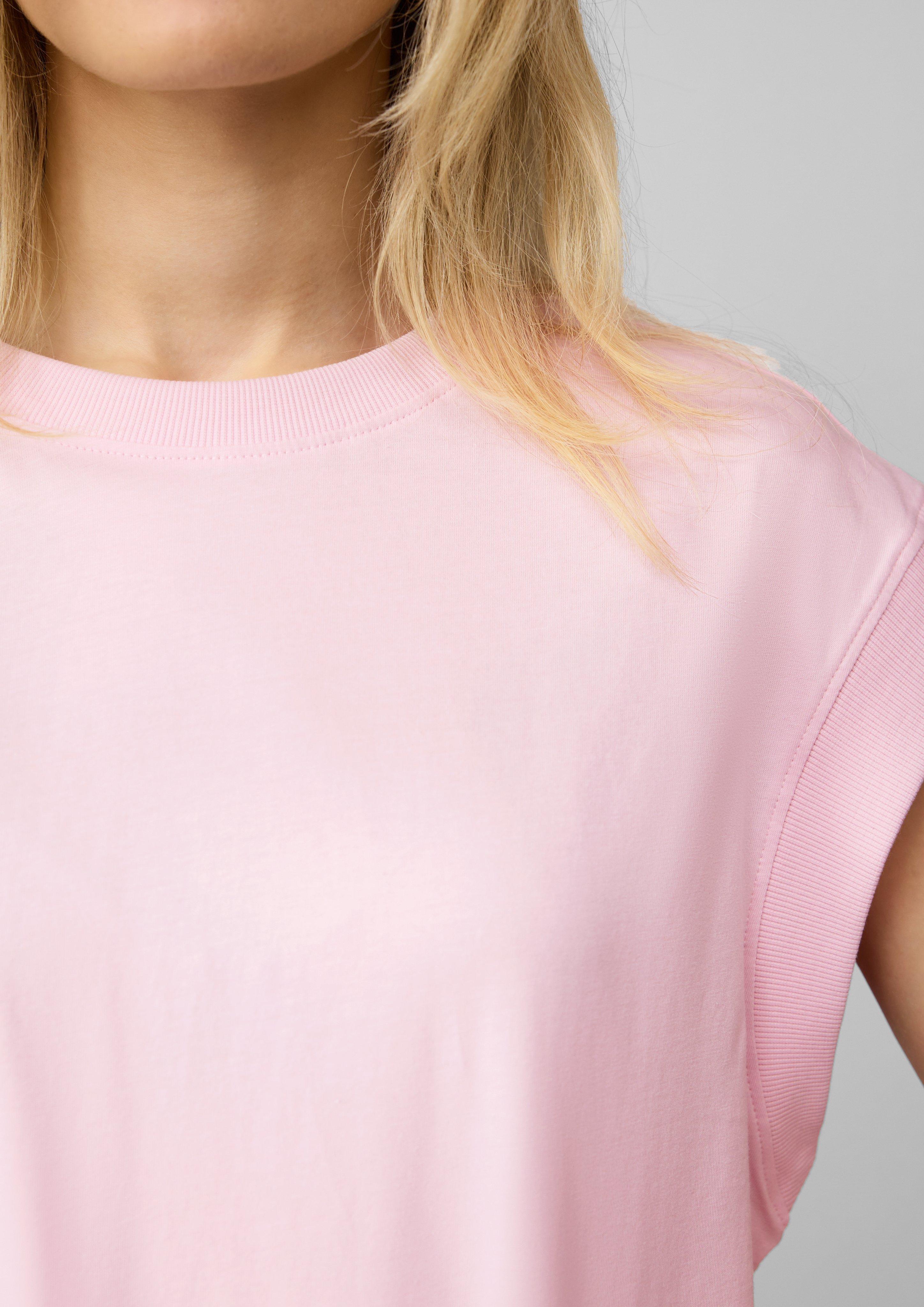 T-shirt in 4101, 7369, 5513, 3090, 0100 & 5959