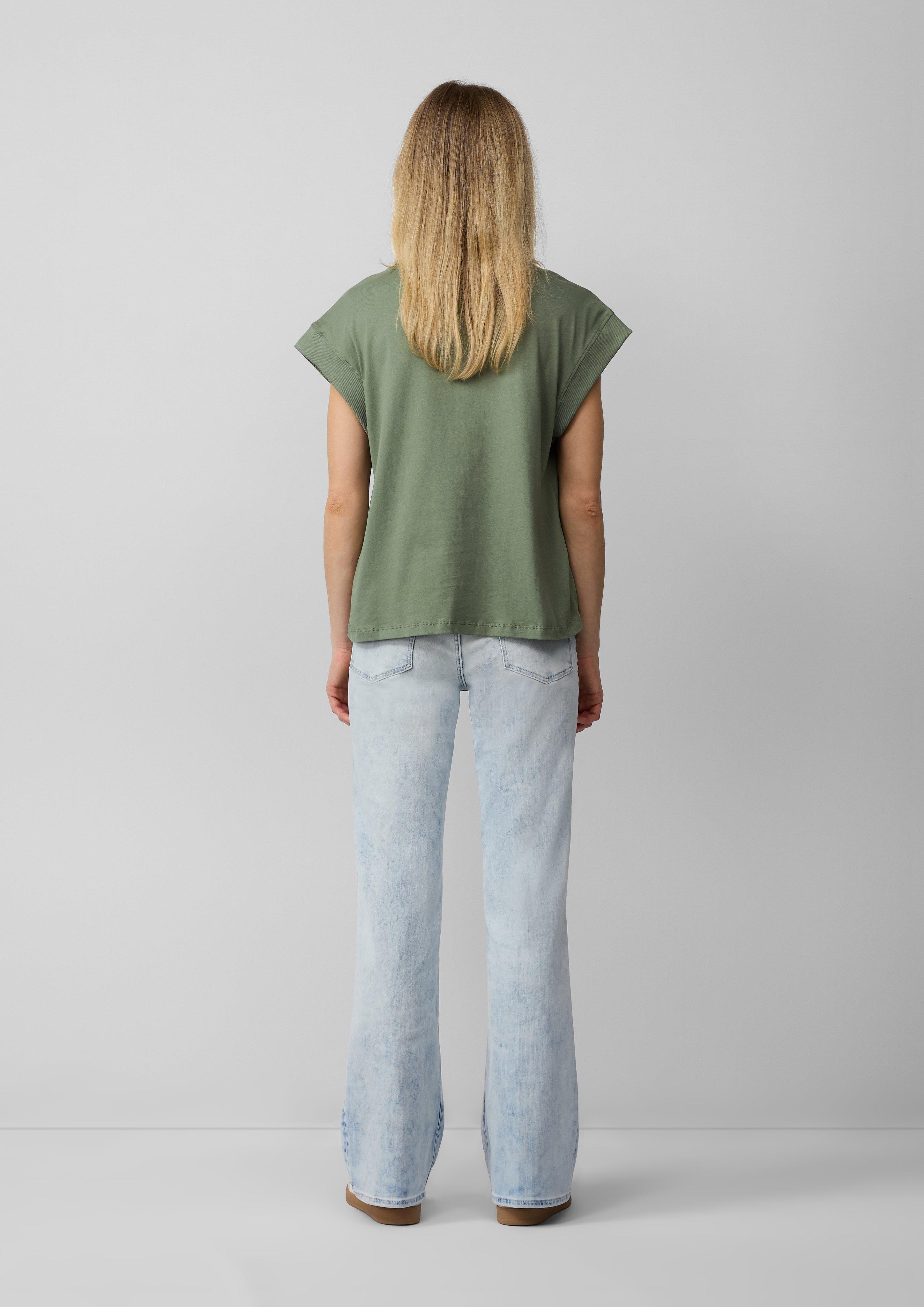 T-shirt in 7369, 4101, 5513, 3090, 0100 & 5959