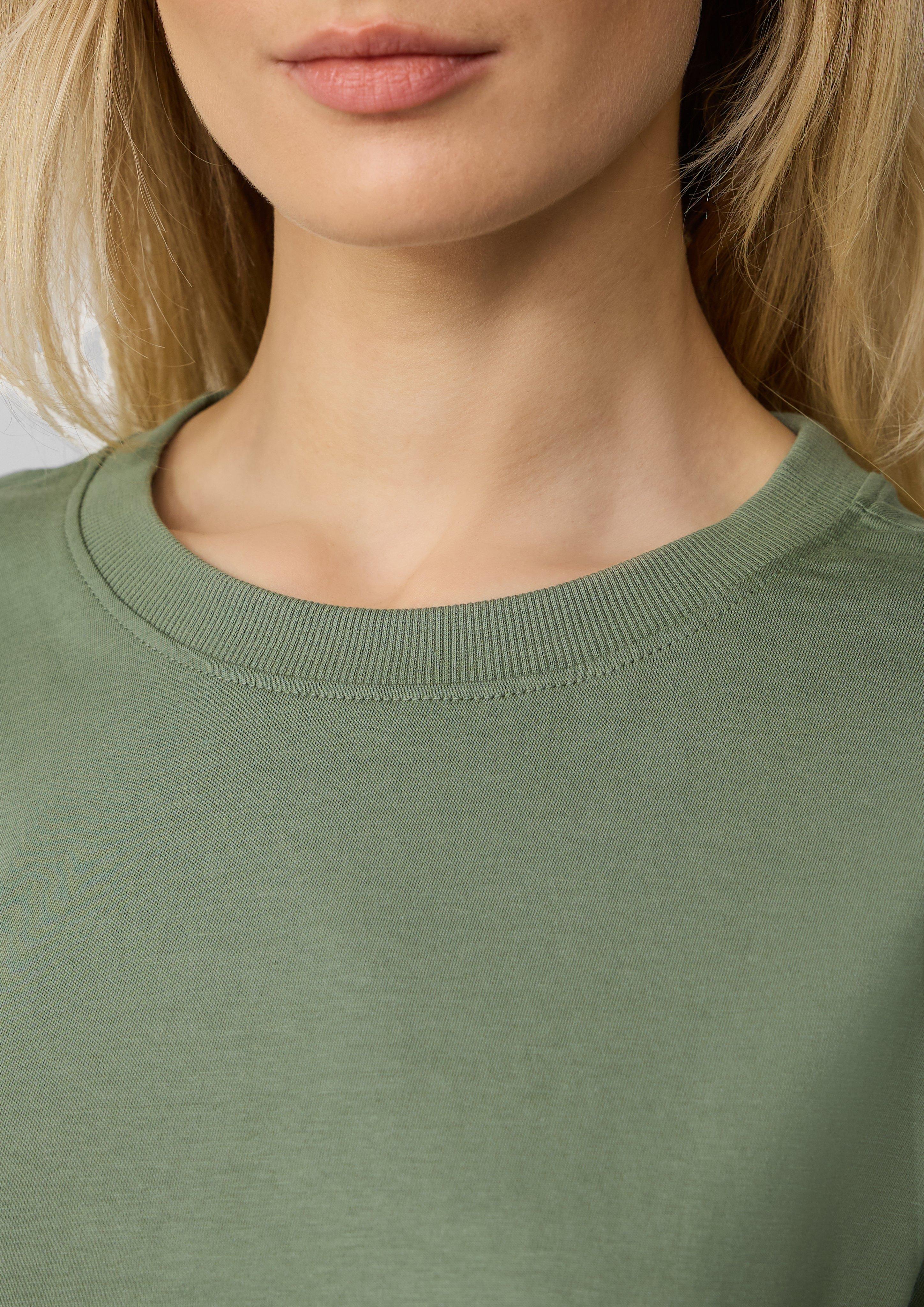 T-shirt in 7369, 4101, 5513, 3090, 0100 & 5959