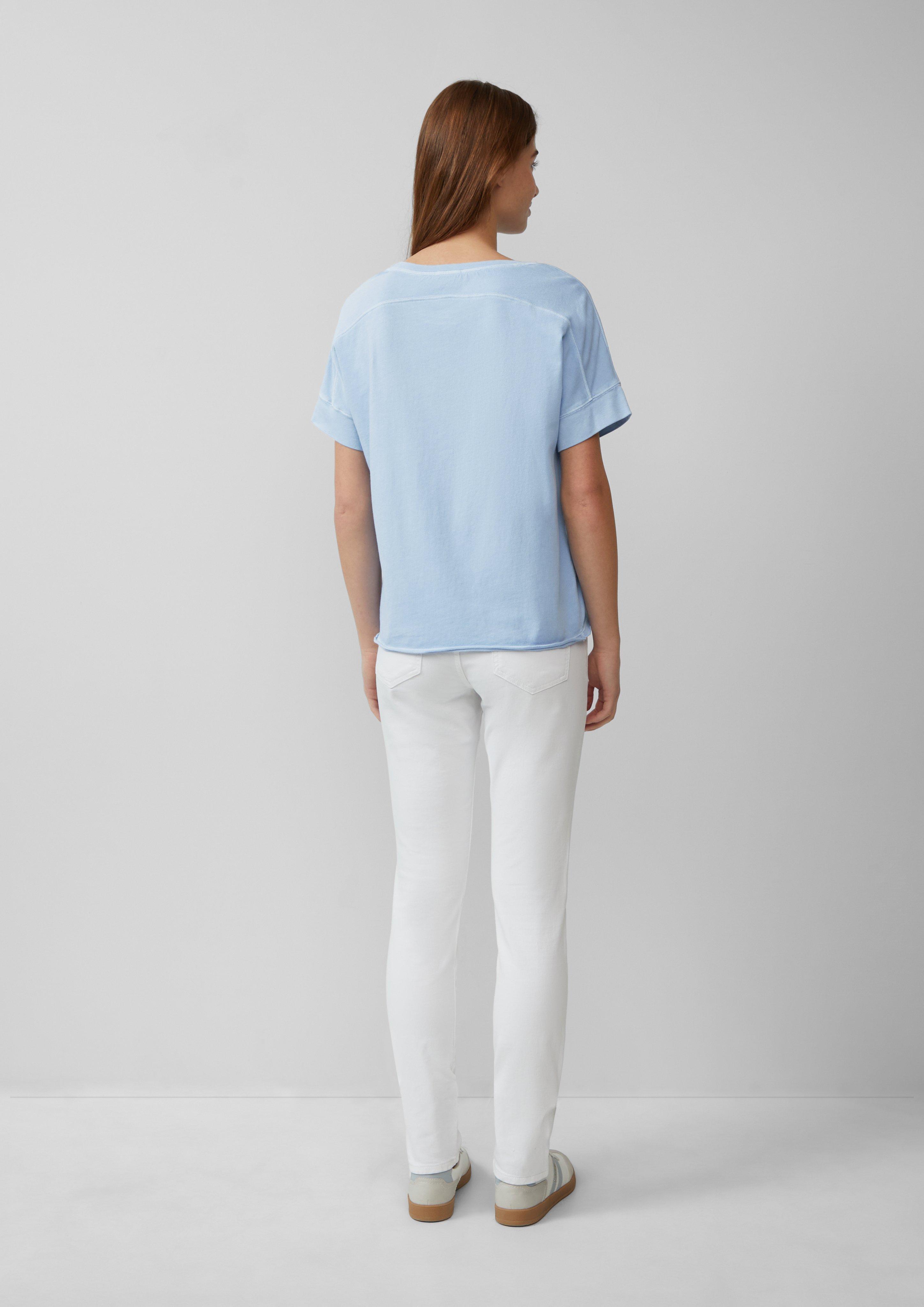 T-shirt in 5083, 8100, 7369 & 4101