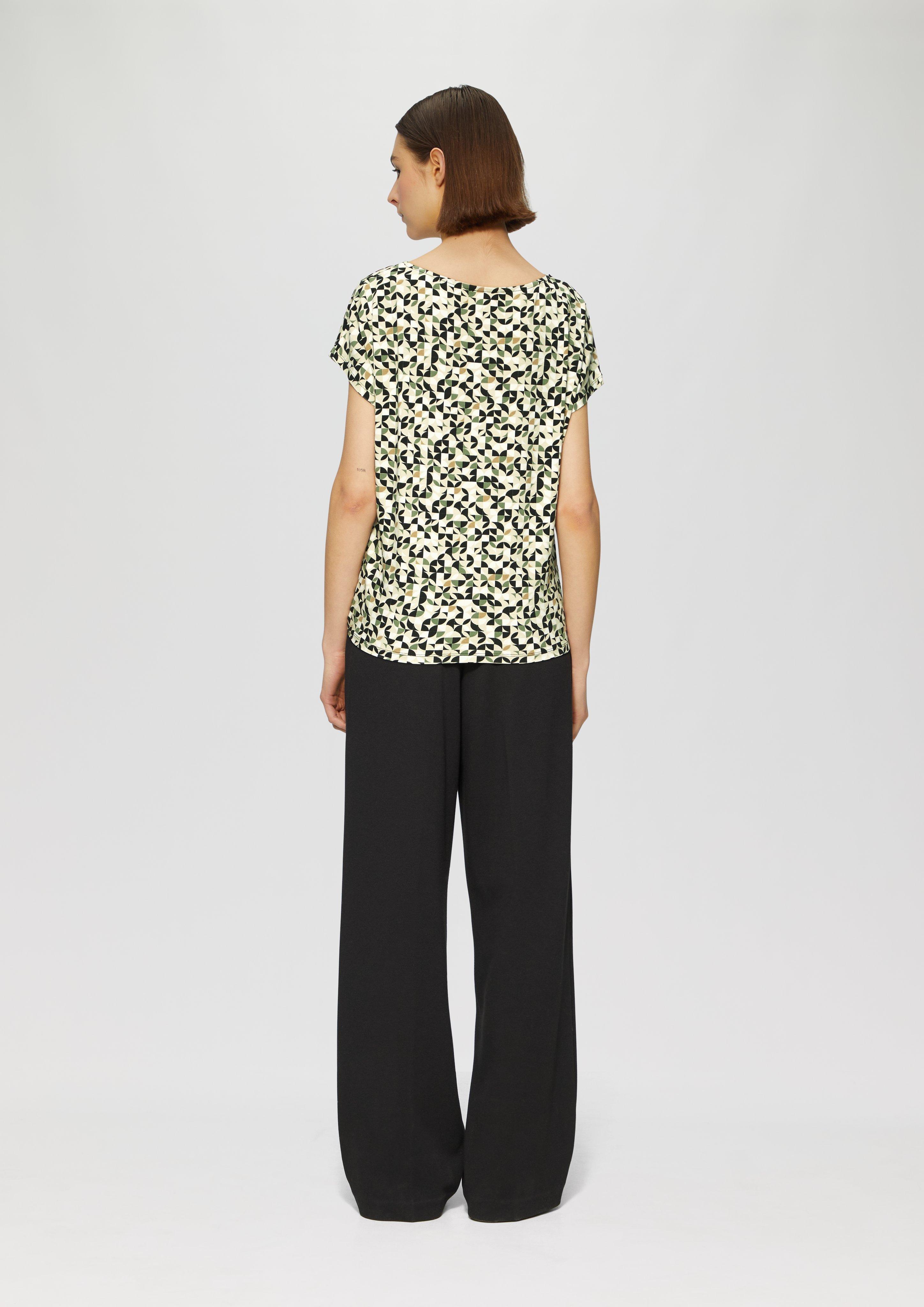 T-Shirt in 81A1 & 59A0