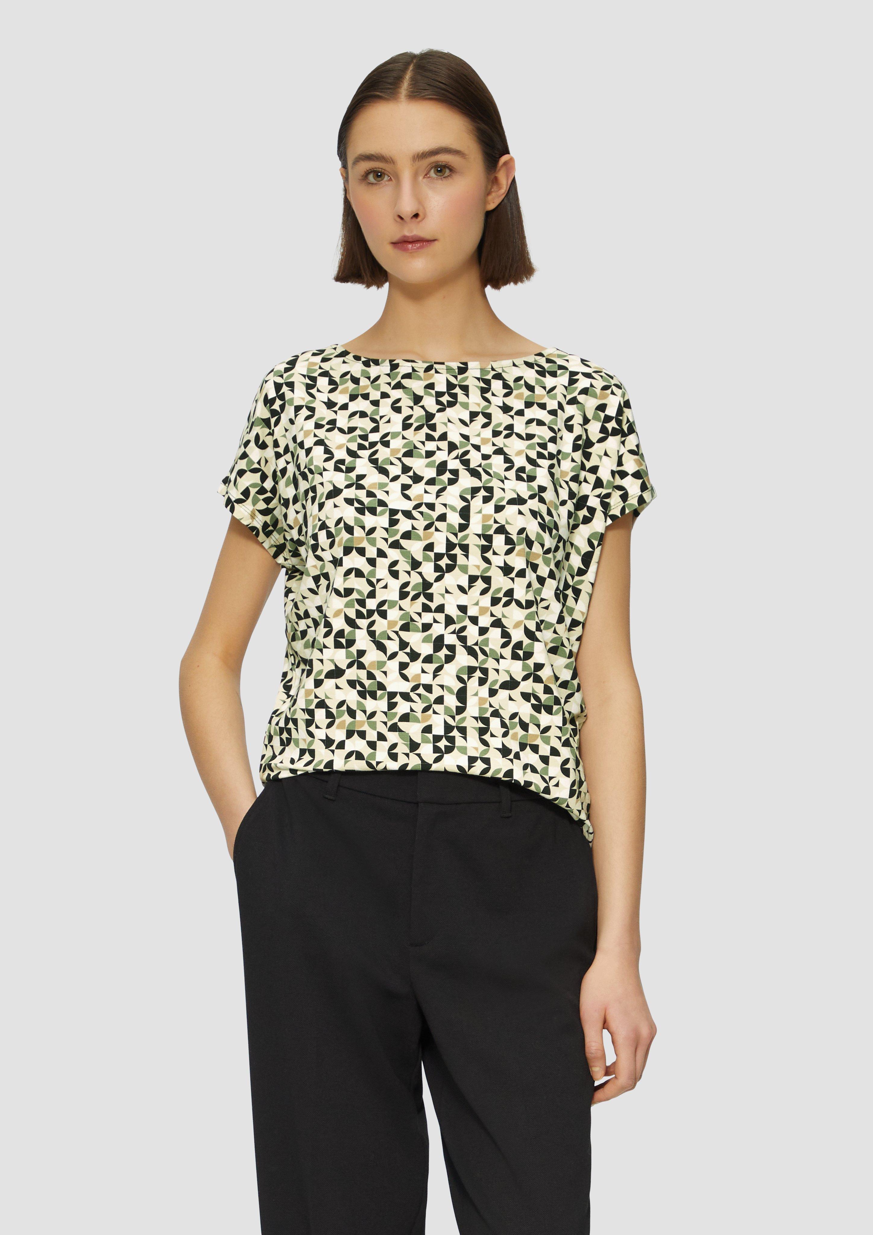 T-Shirt in 81A1 & 59A0