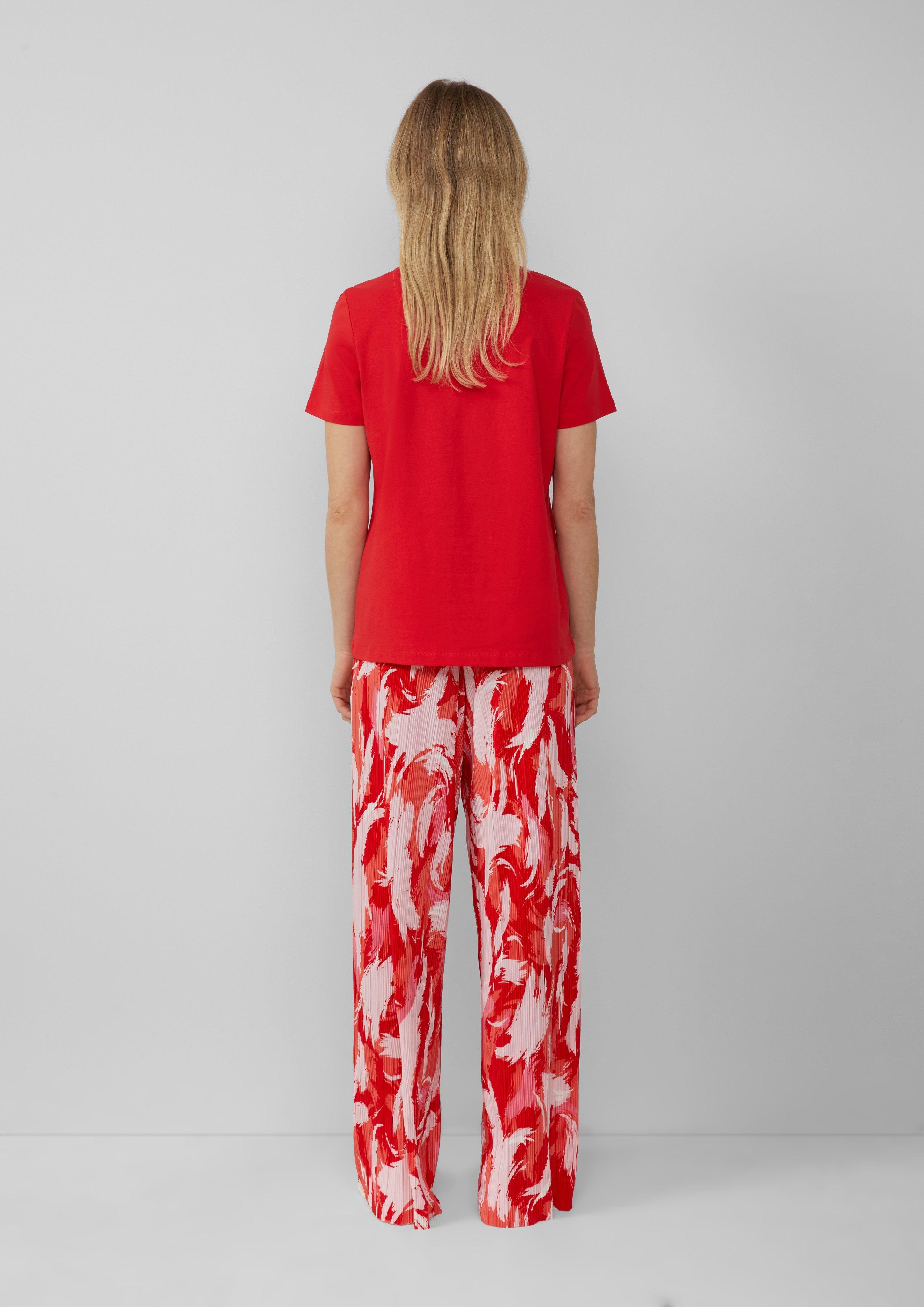 T-shirt in 3090, 4101 & 1122