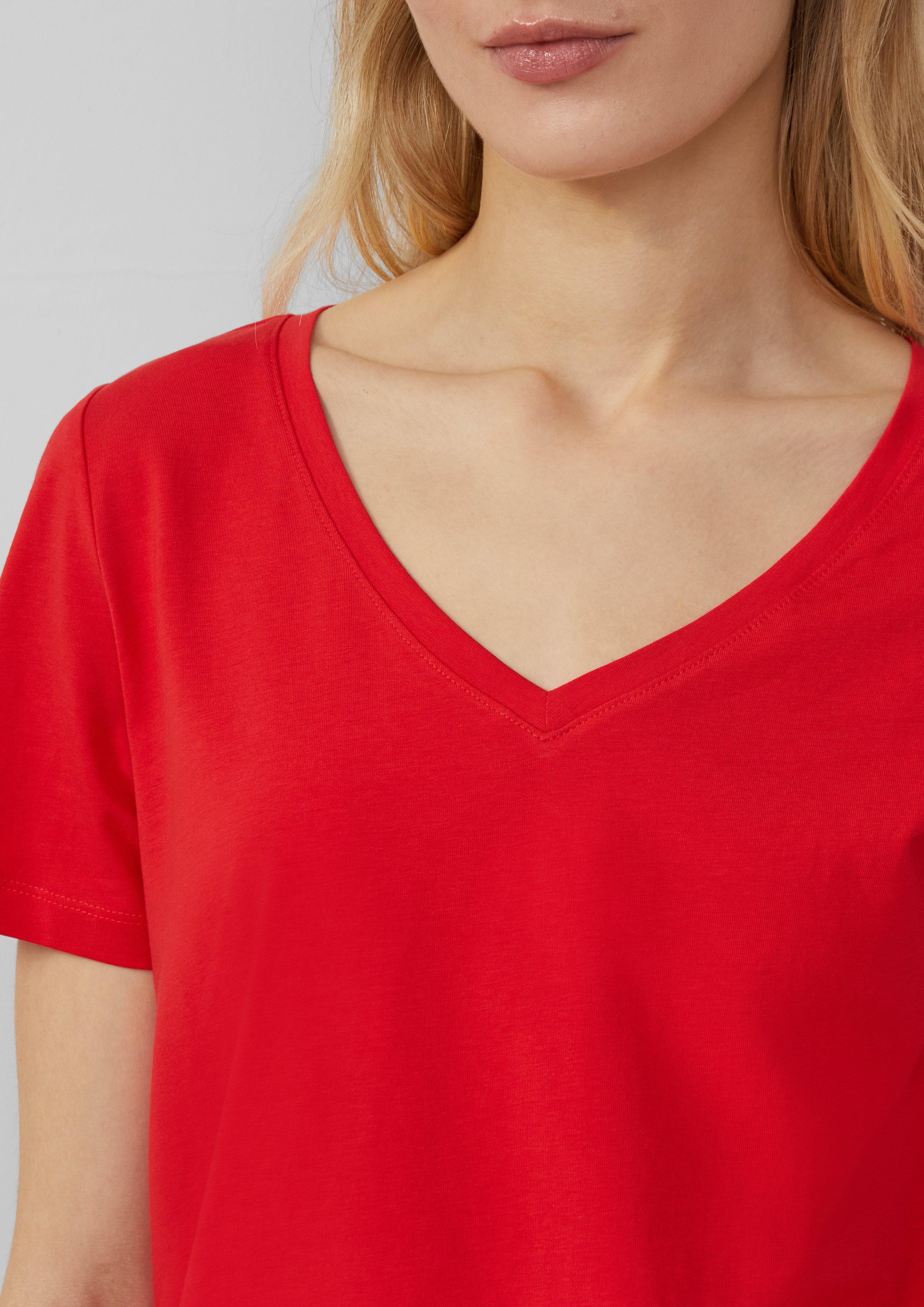 T-shirt in 3090, 4101 & 1122