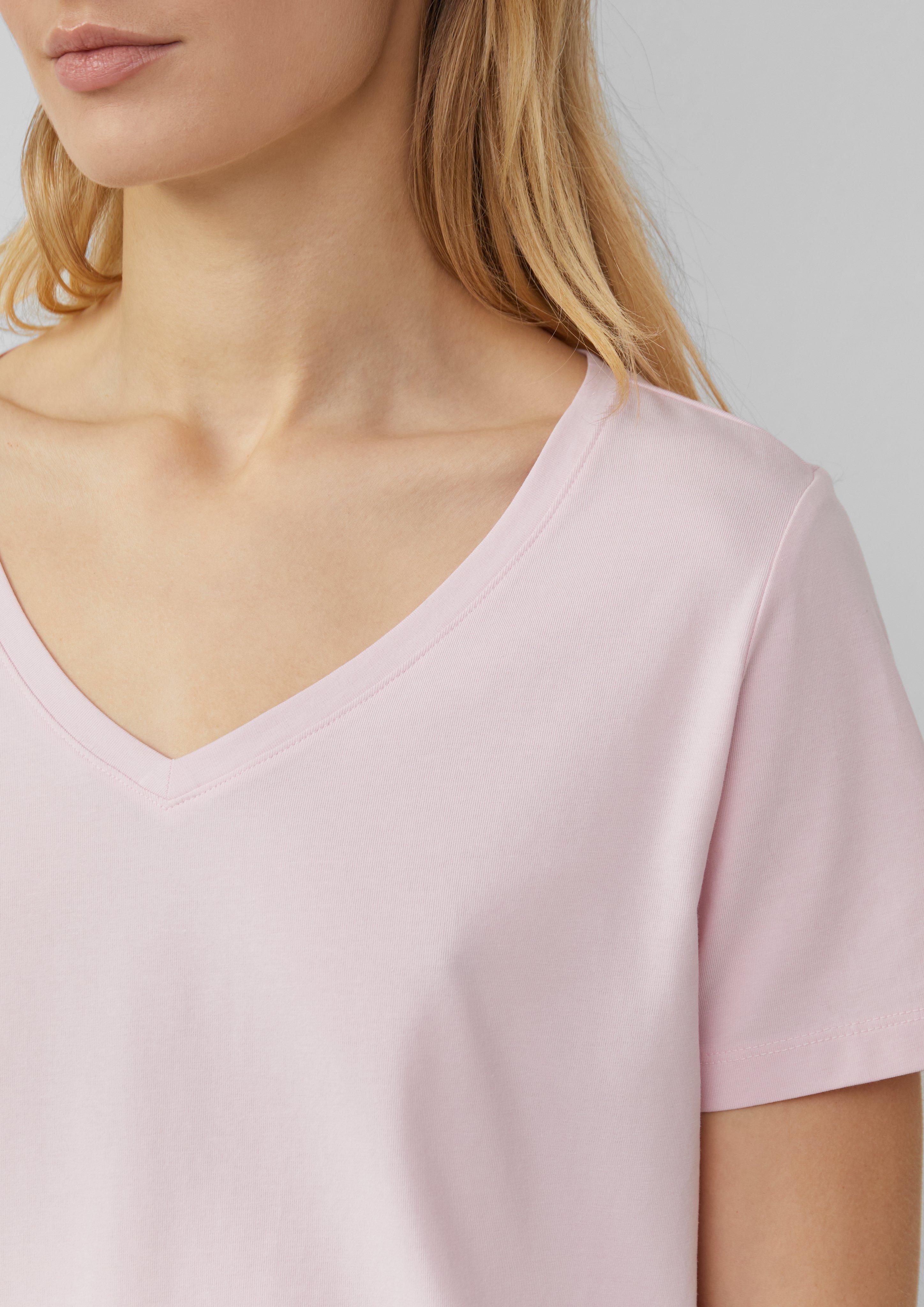 T-Shirt in 4101, 3090 & 1122