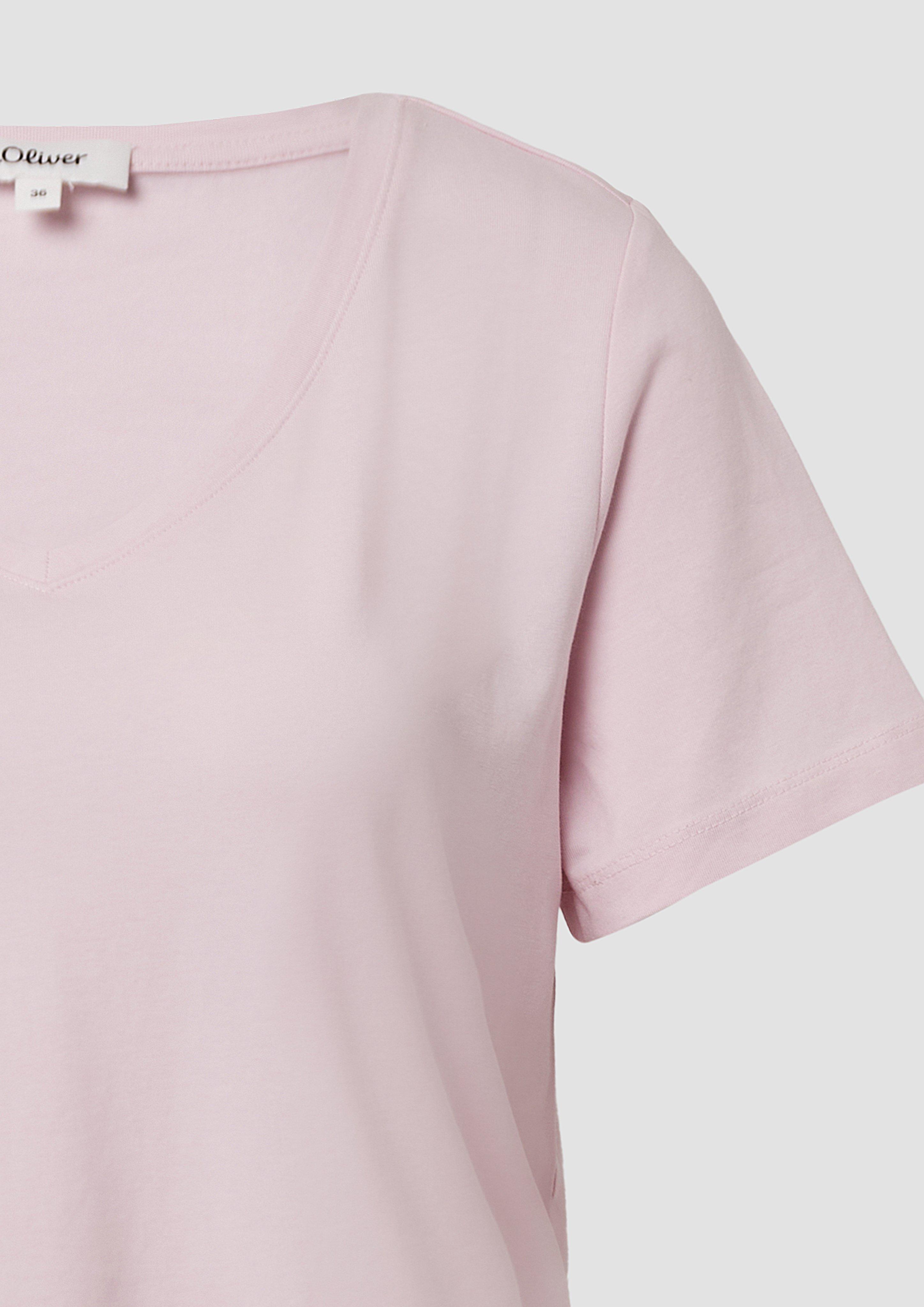 T-Shirt in 4101, 3090 & 1122