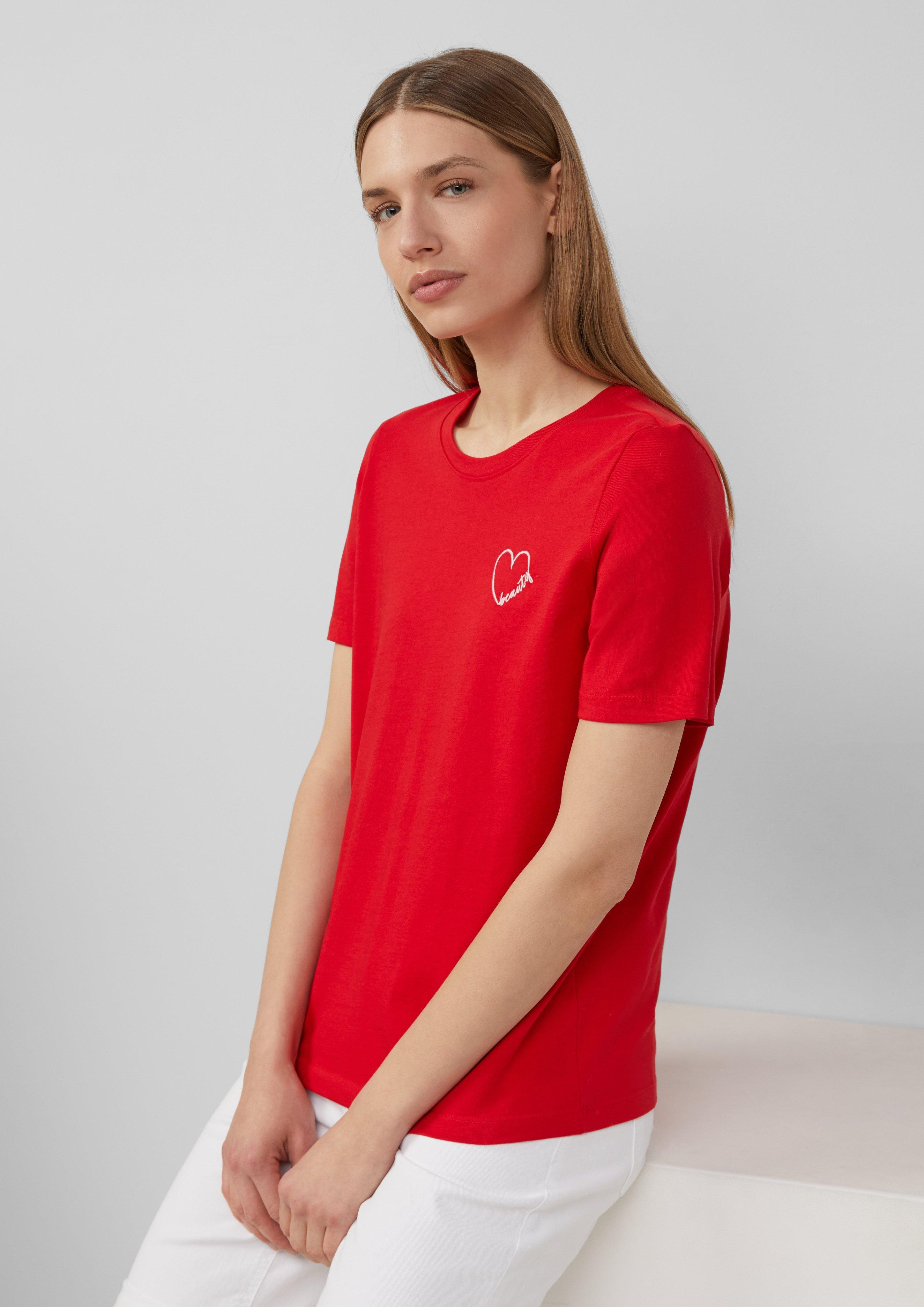 T-Shirt in 30D7, 02D7, 50E1, 99D9, 41D7, 50D9 & 02E1