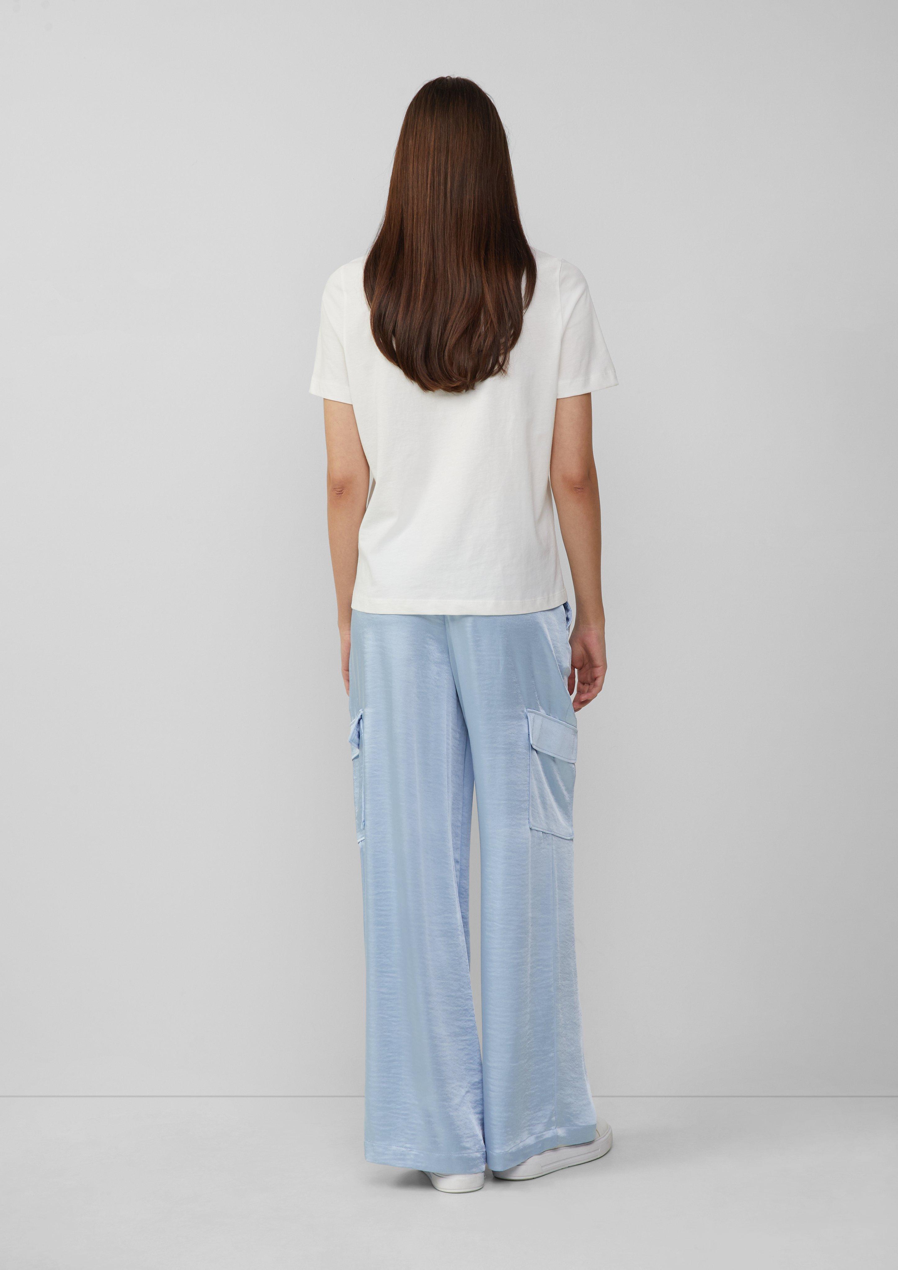 T-shirt in 02E1 & 02E0