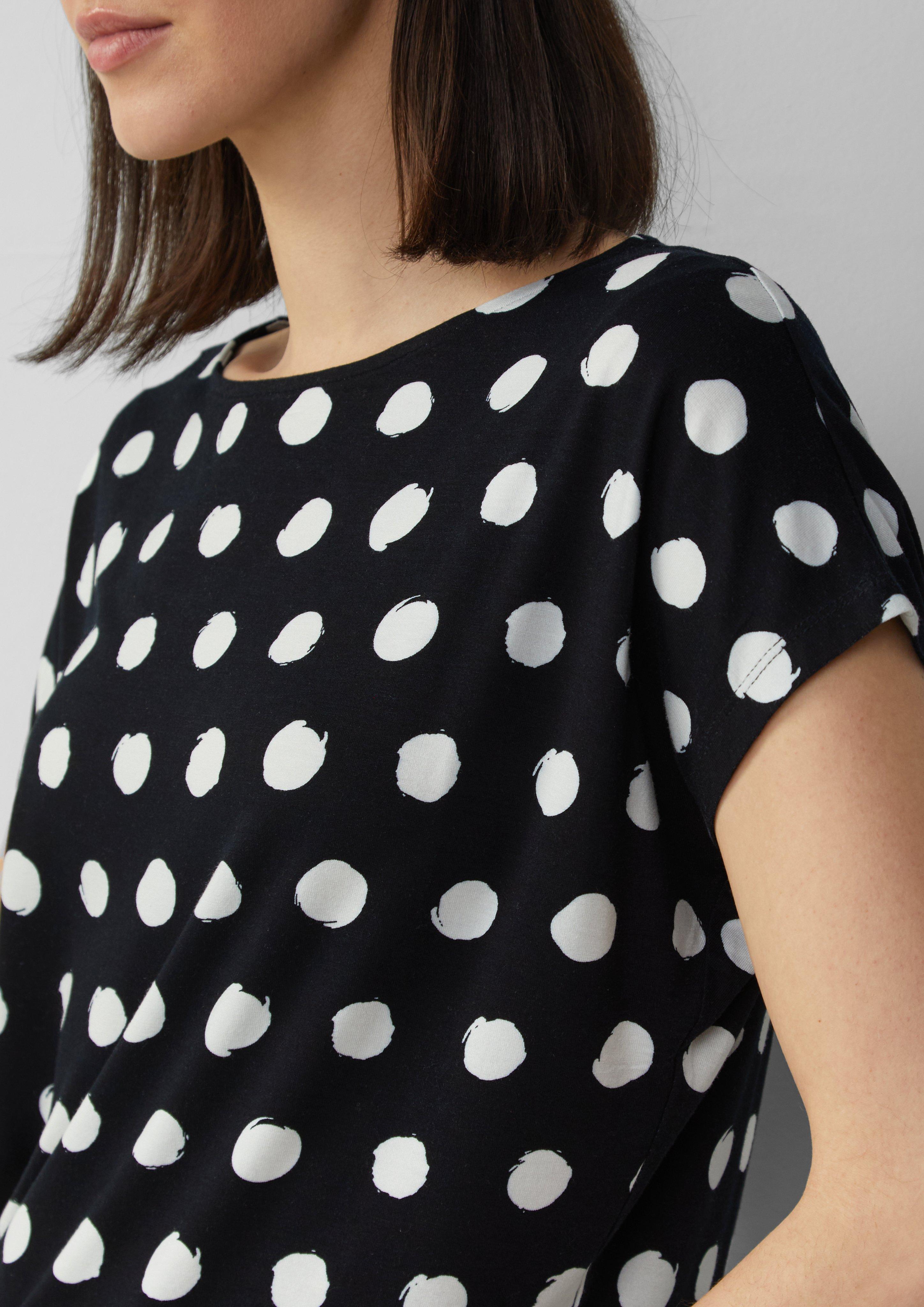 T-Shirt in 99A2, 30A1, 81A1 & 02A2