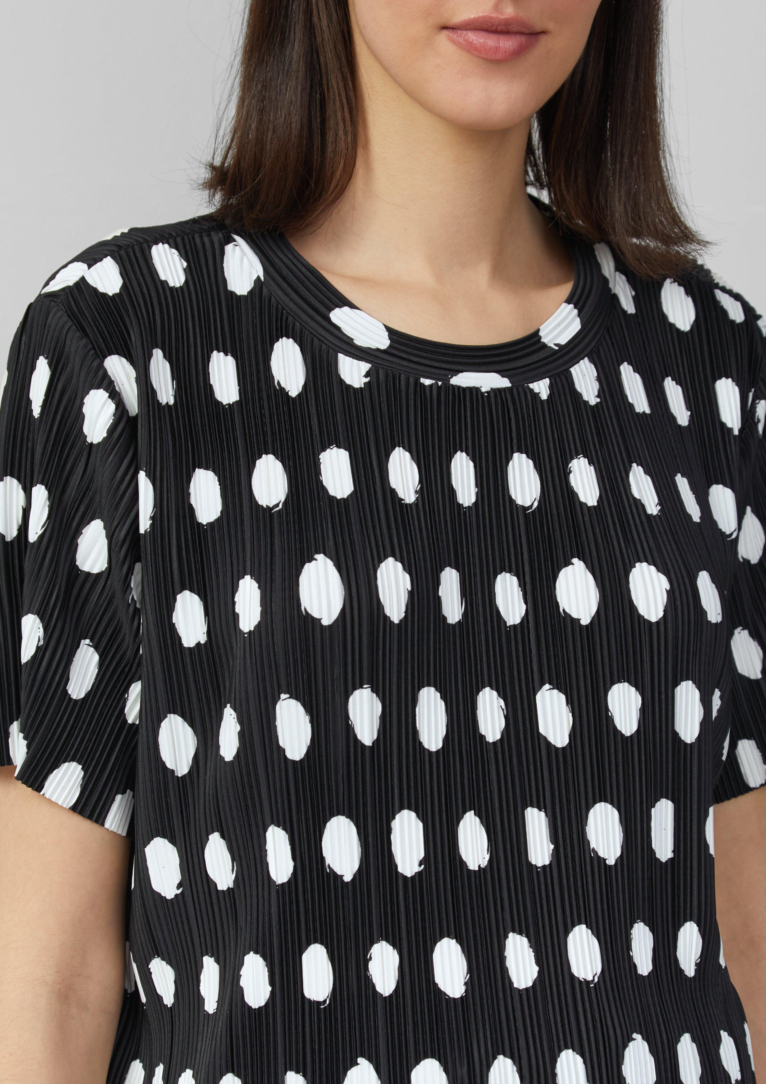 T-Shirt in 99A2, 30A1 & 9999