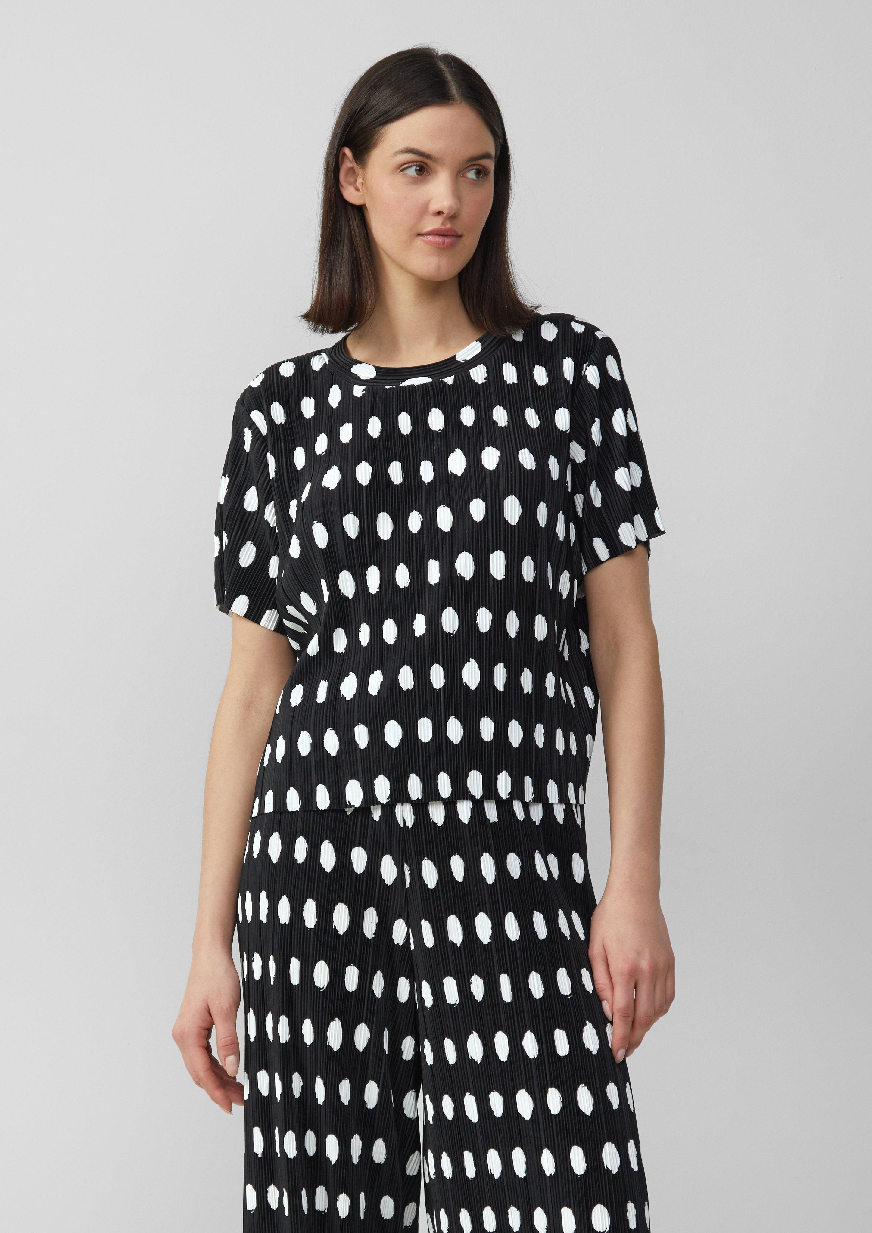 T-Shirt in 99A2, 30A1 & 9999