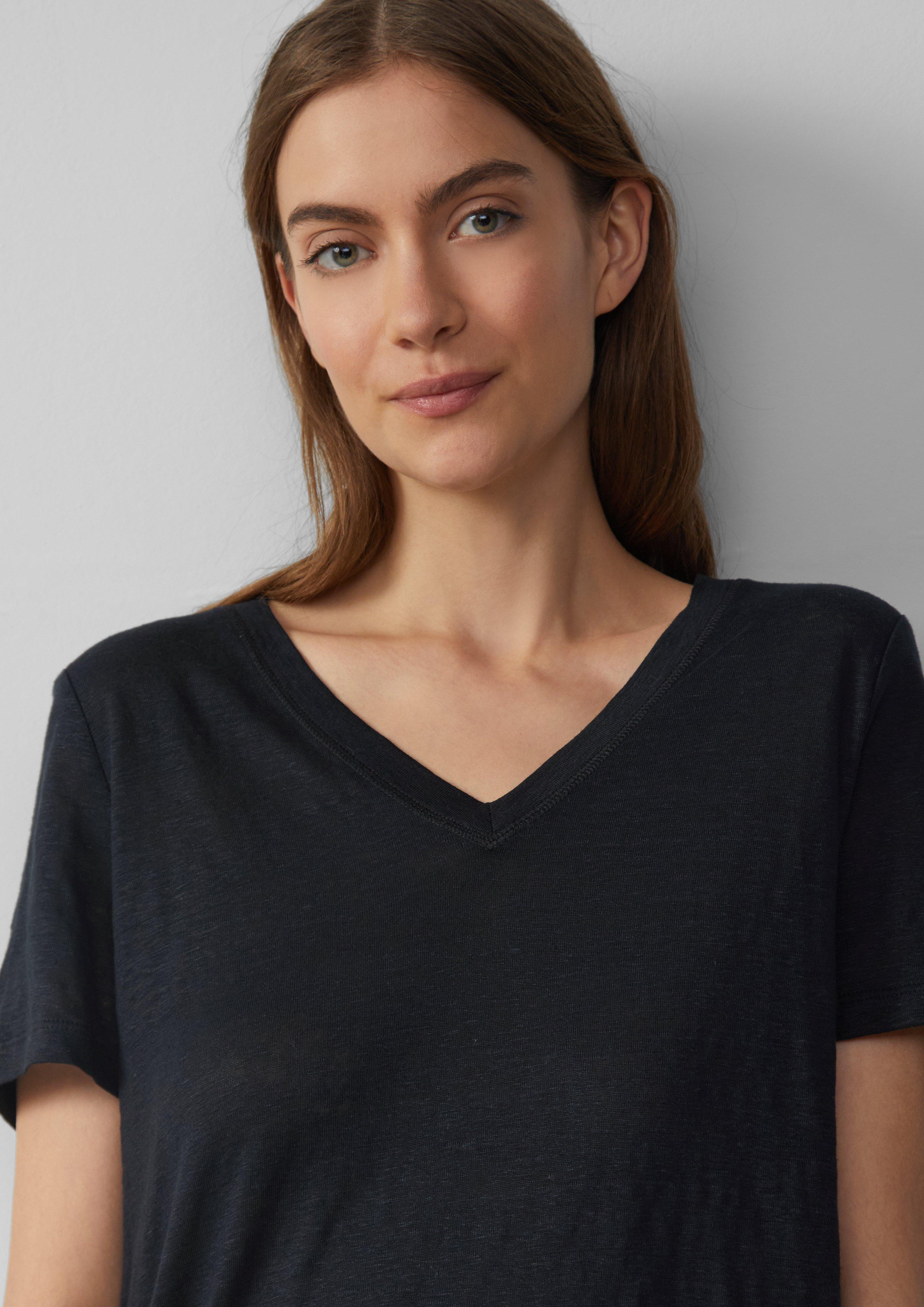 T-Shirt in 9999, 3090, 8363, 0100 & 4101