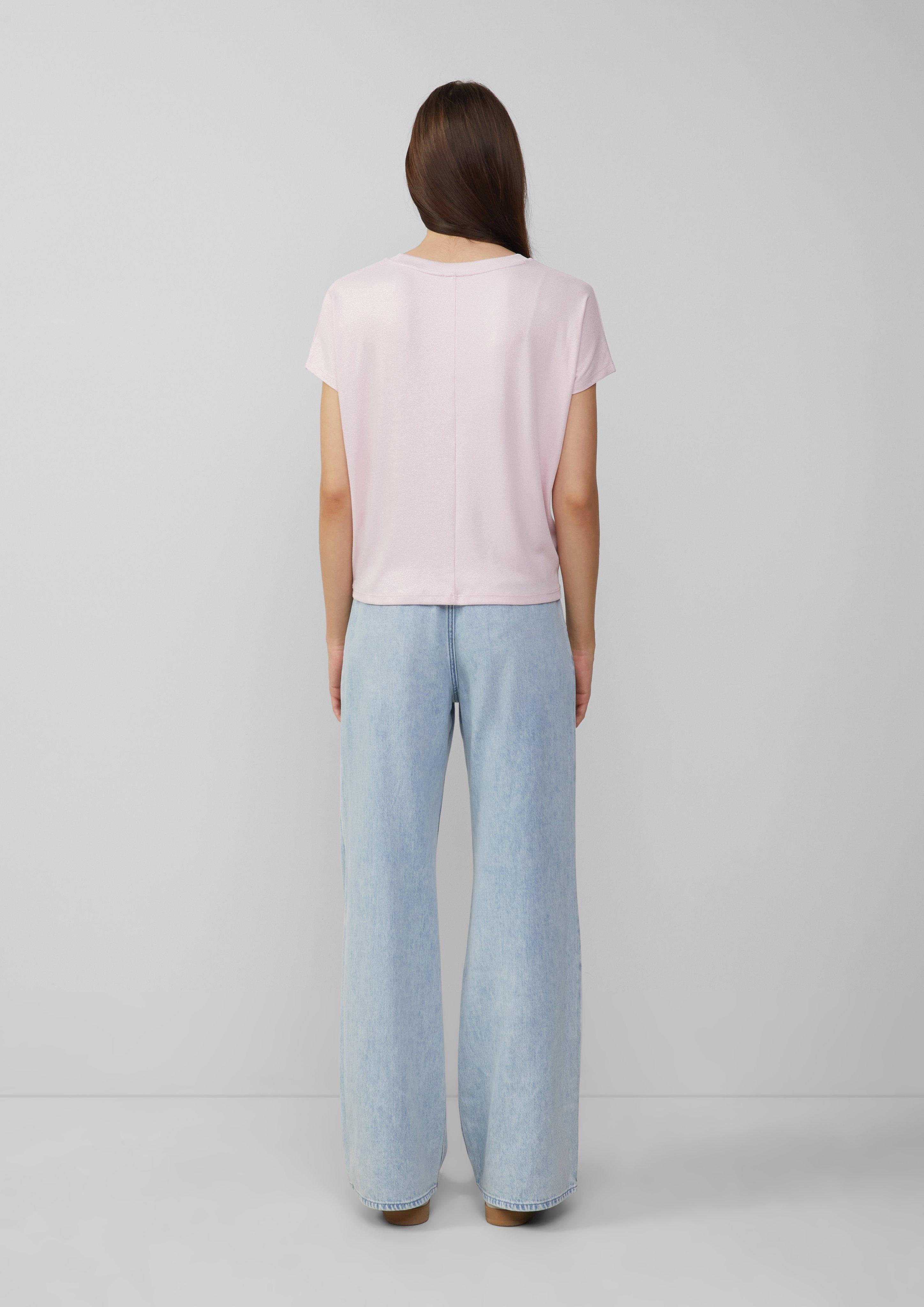 T-shirt in 4101 & 0100