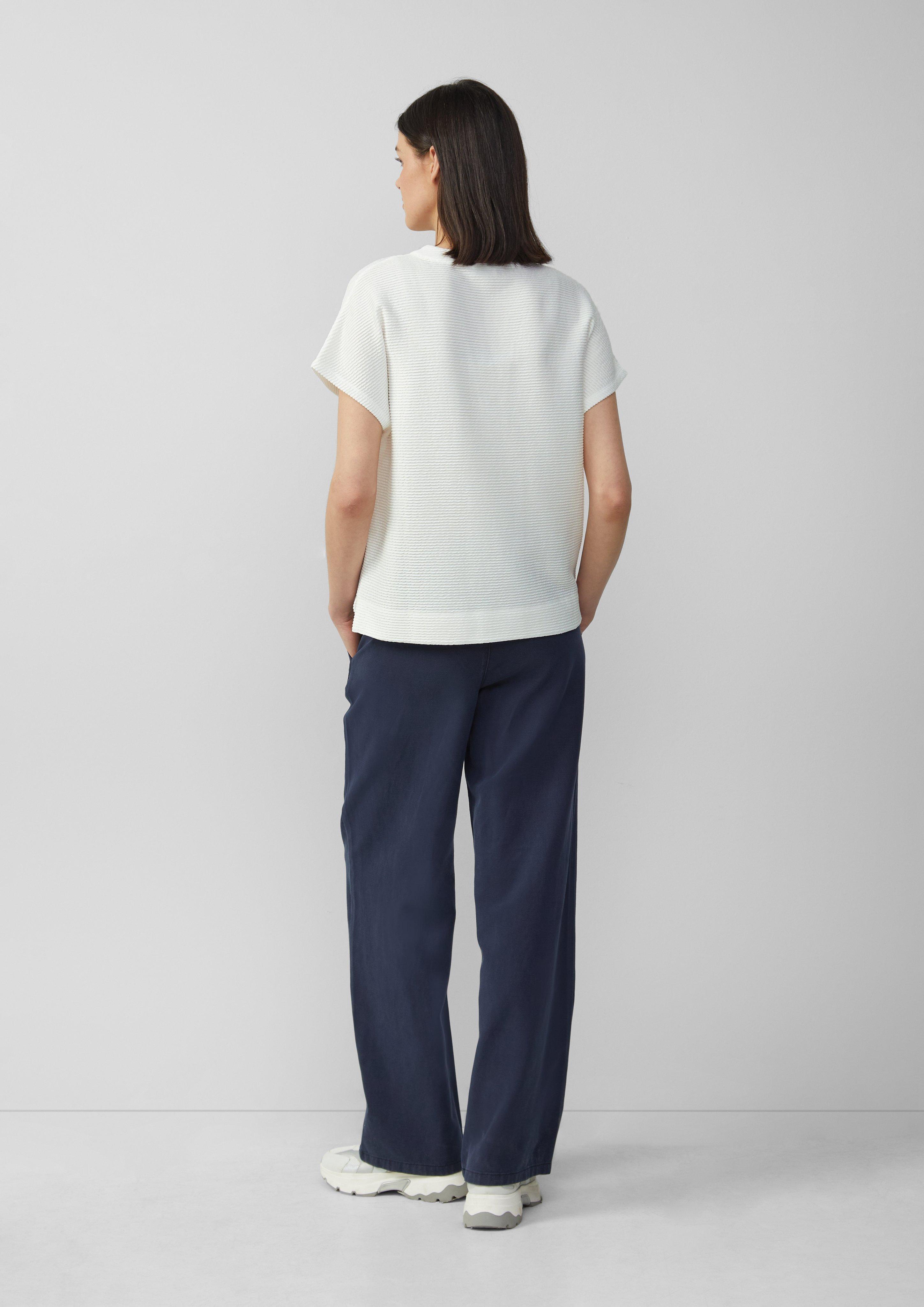 T-Shirt in 0210, 3090 & 9999