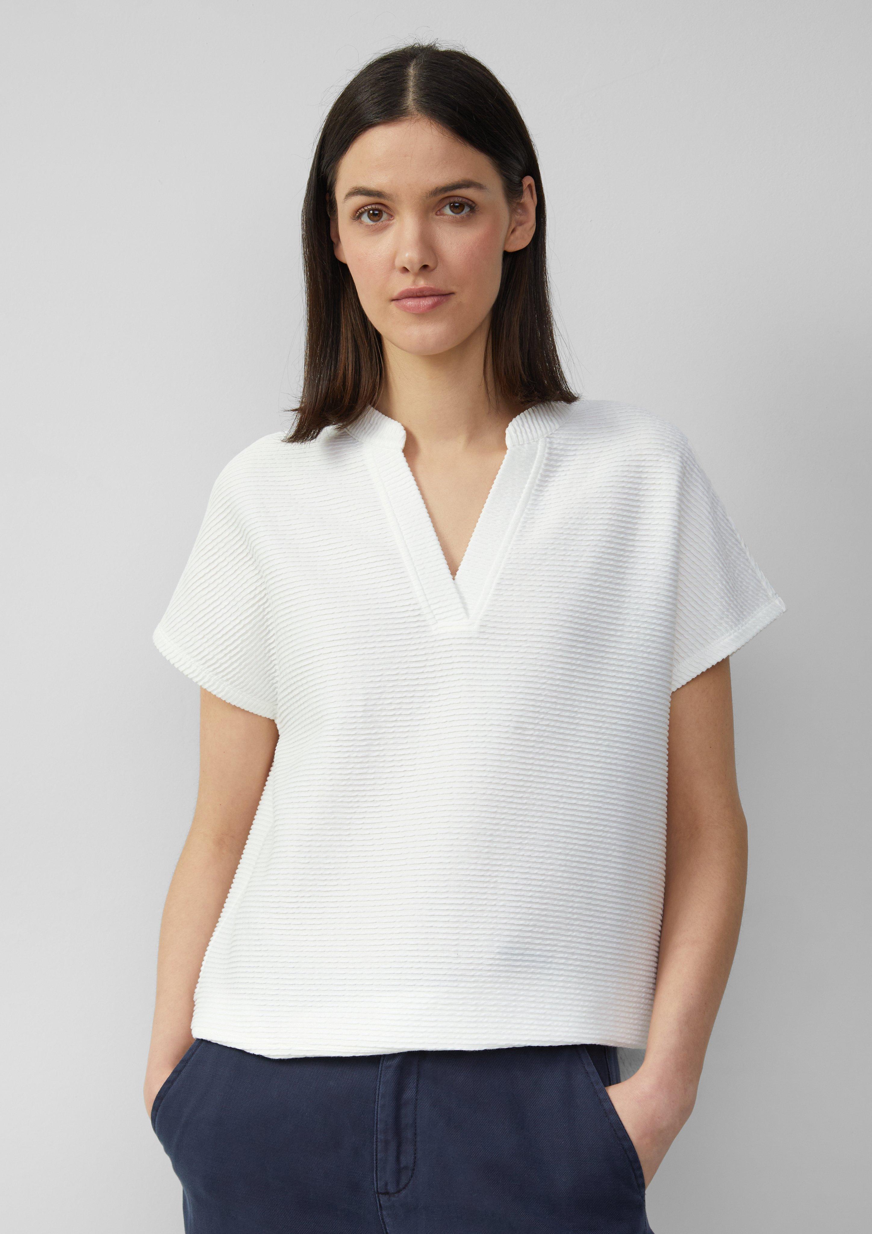 T-Shirt in 0210, 3090 & 9999