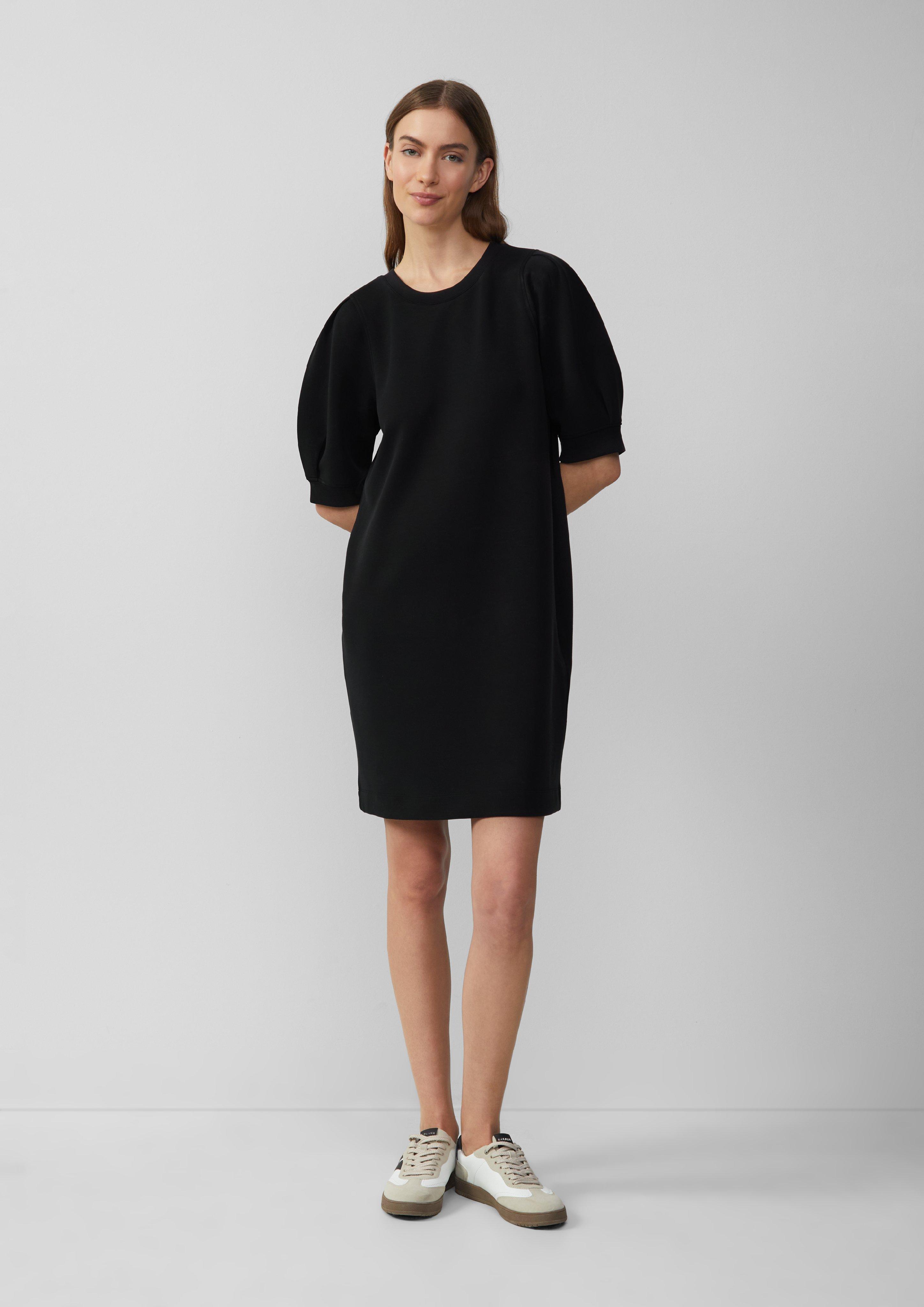 Robe in 9999, 0210 & 3090