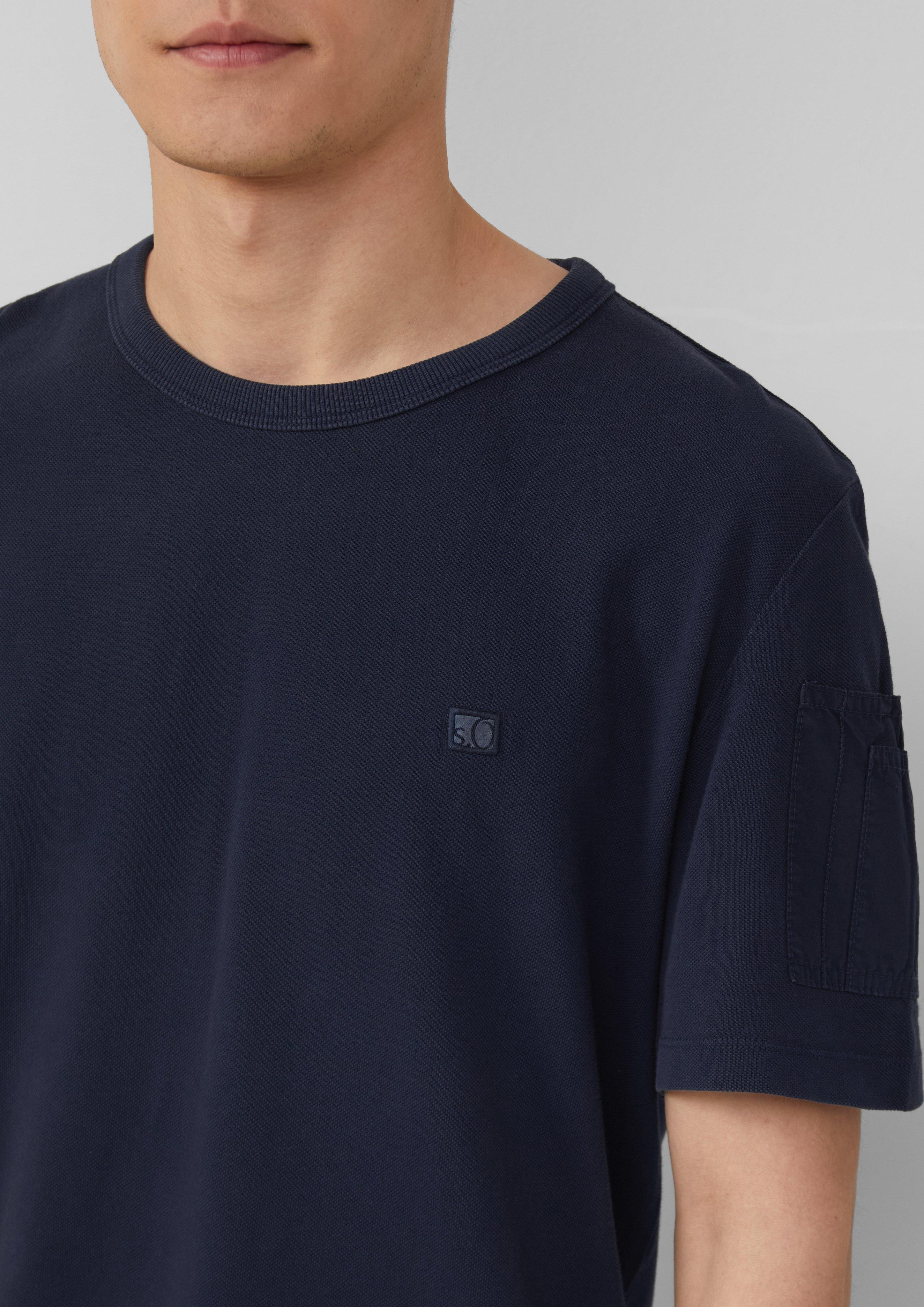 T-shirt in 5852, 9467 & 6259