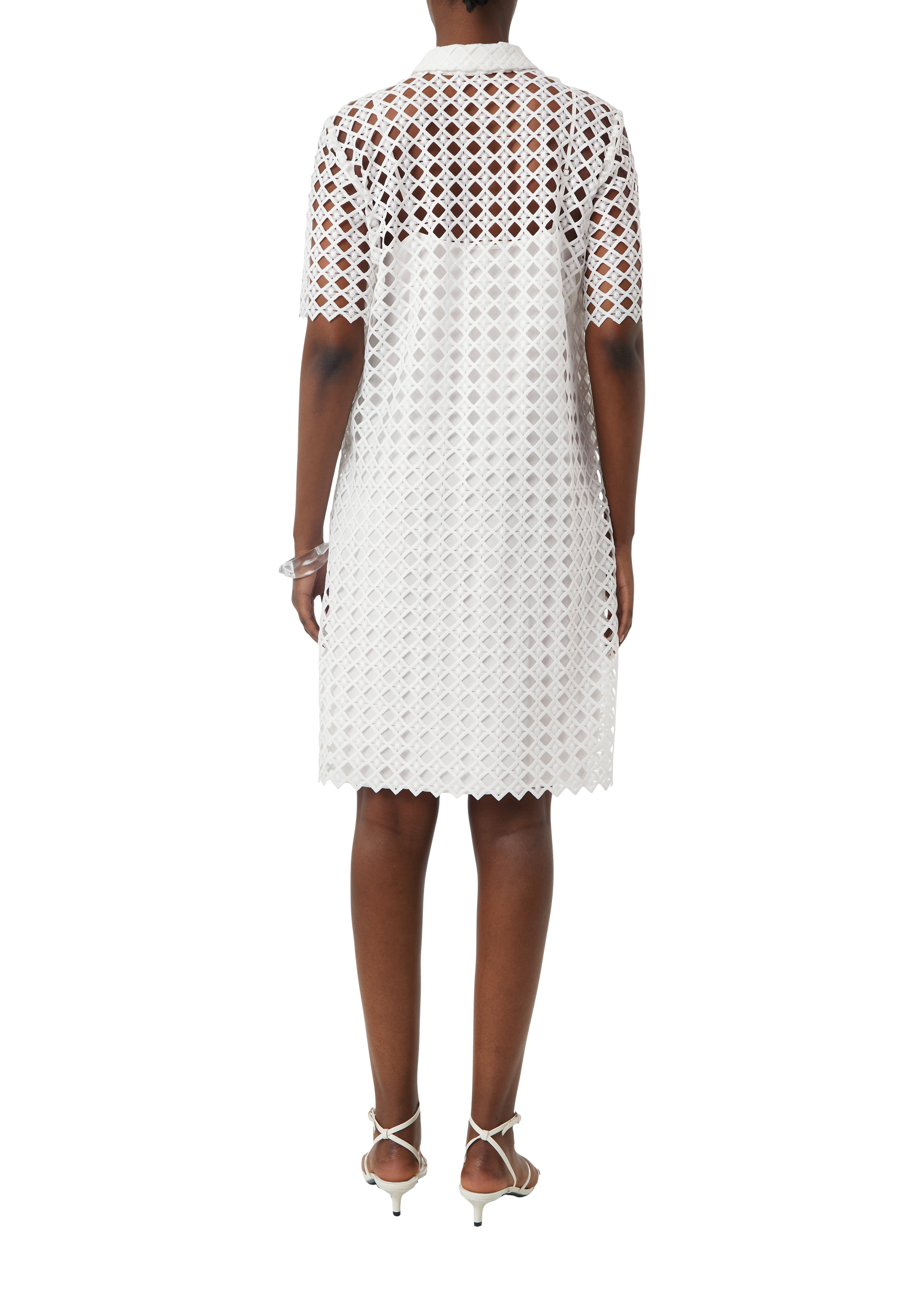 Short lace dress with an opaque lining - White | SCAYLE