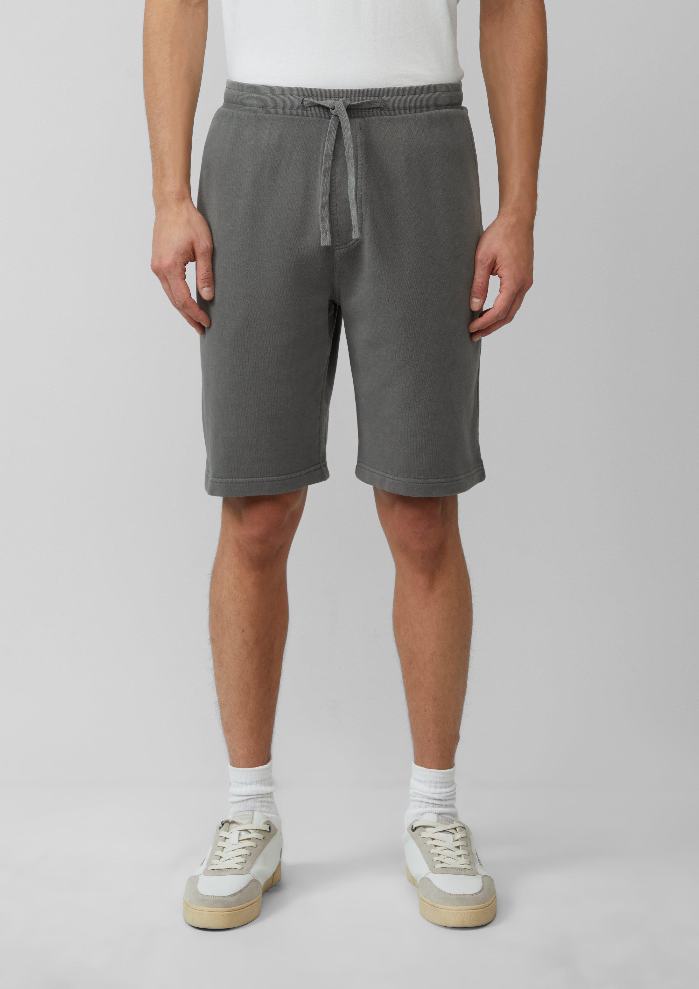 Bermudy in 9467 & 5852