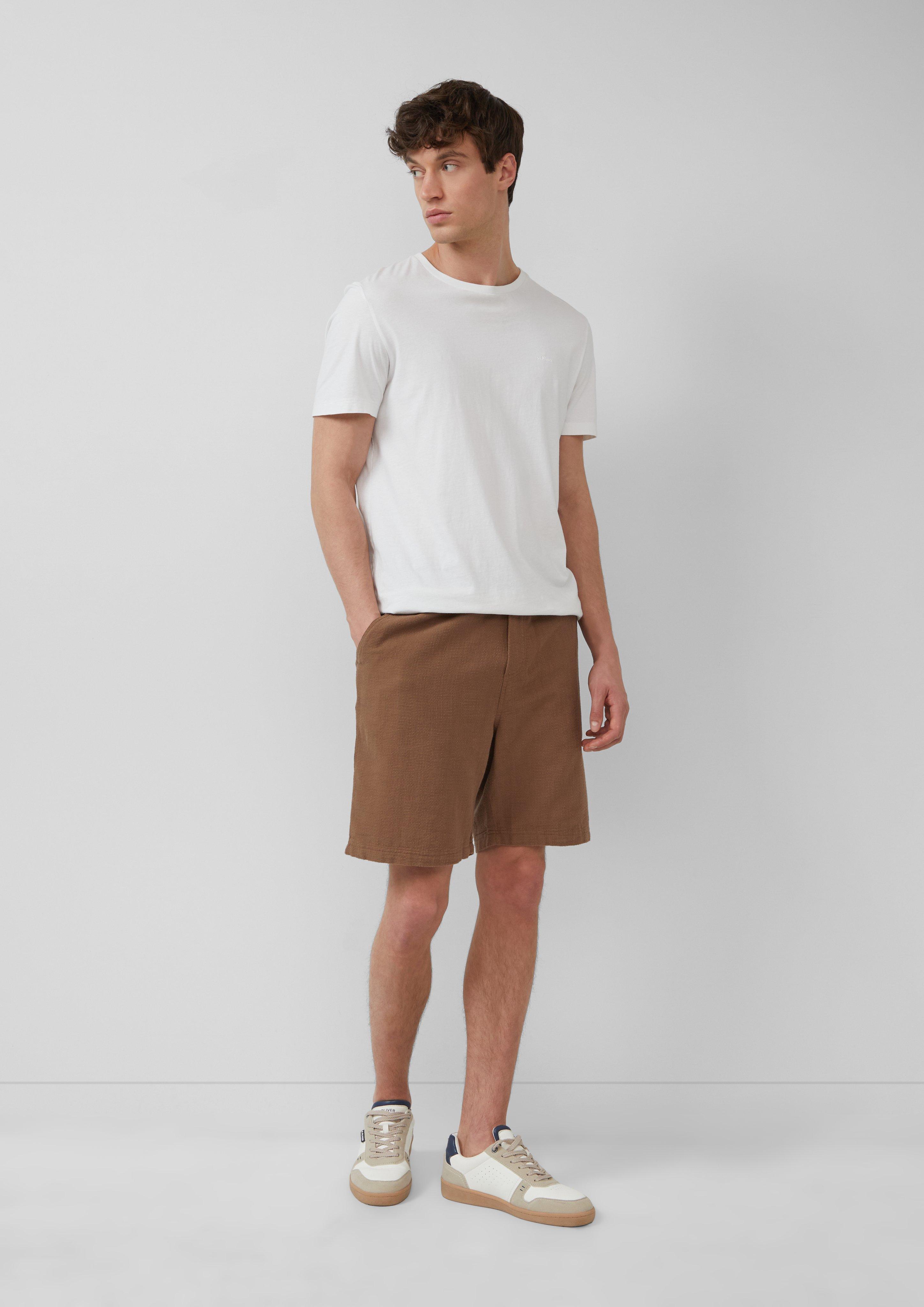 Bermuda in 8483, 5852, 84G5 & 58G2