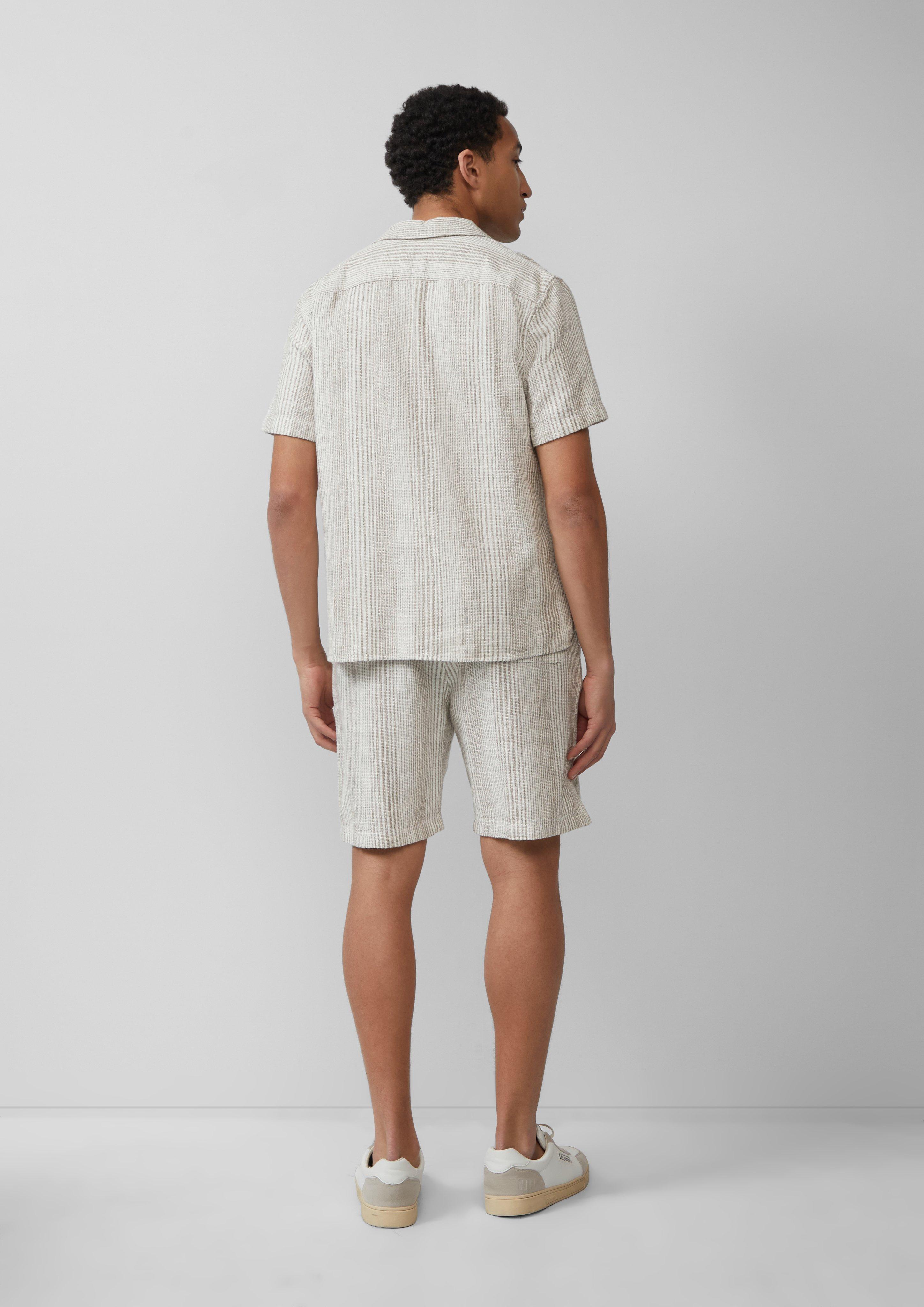 Bermuda in 84G5, 5852, 8483 & 58G2