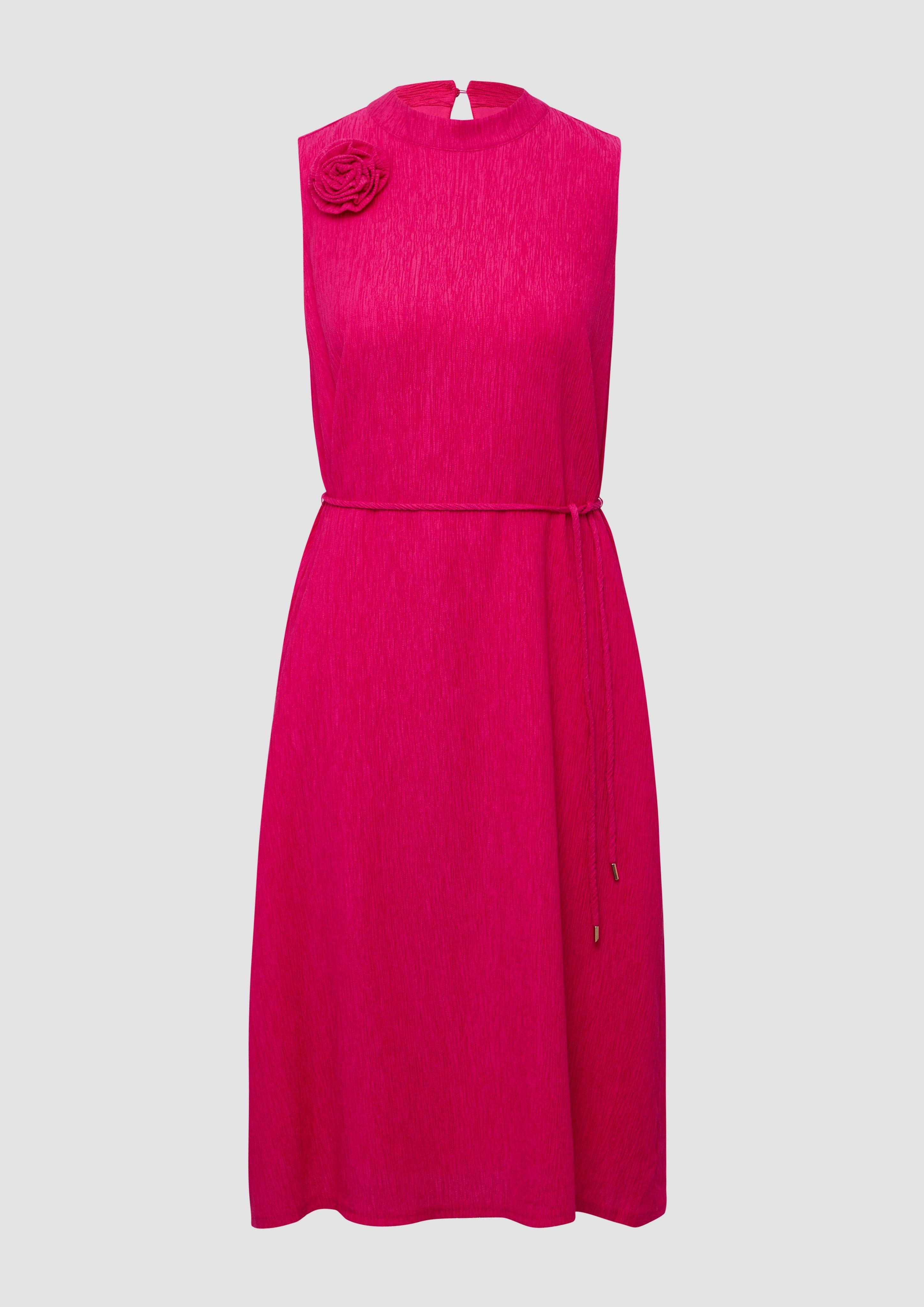 s.Oliver - Ärmelloses Viskosekleid im Relaxed Fit mit abnehmbarer Brosche, Damen, Rosa