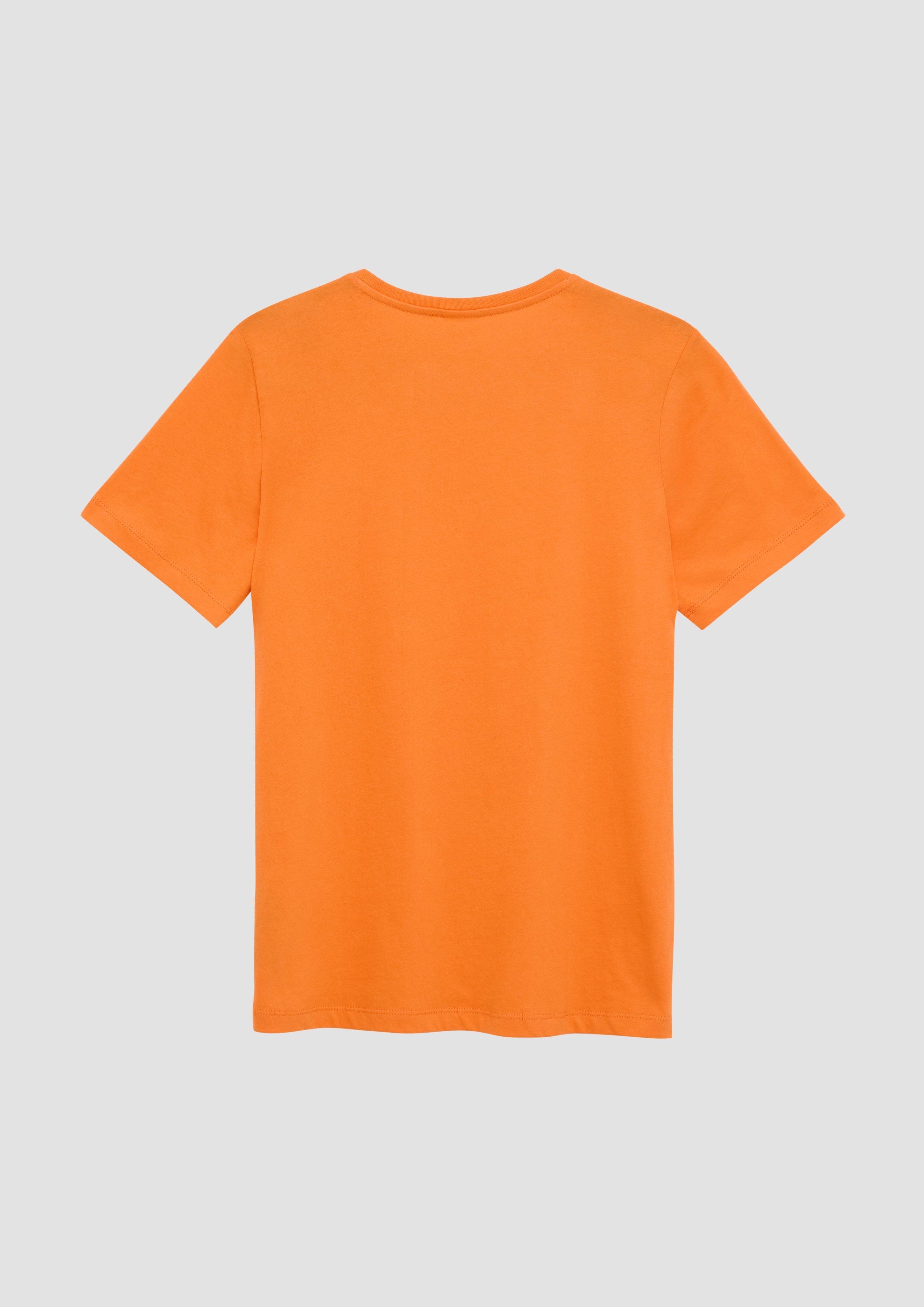 T-shirt in 2316, 7220, 0330 & 5312