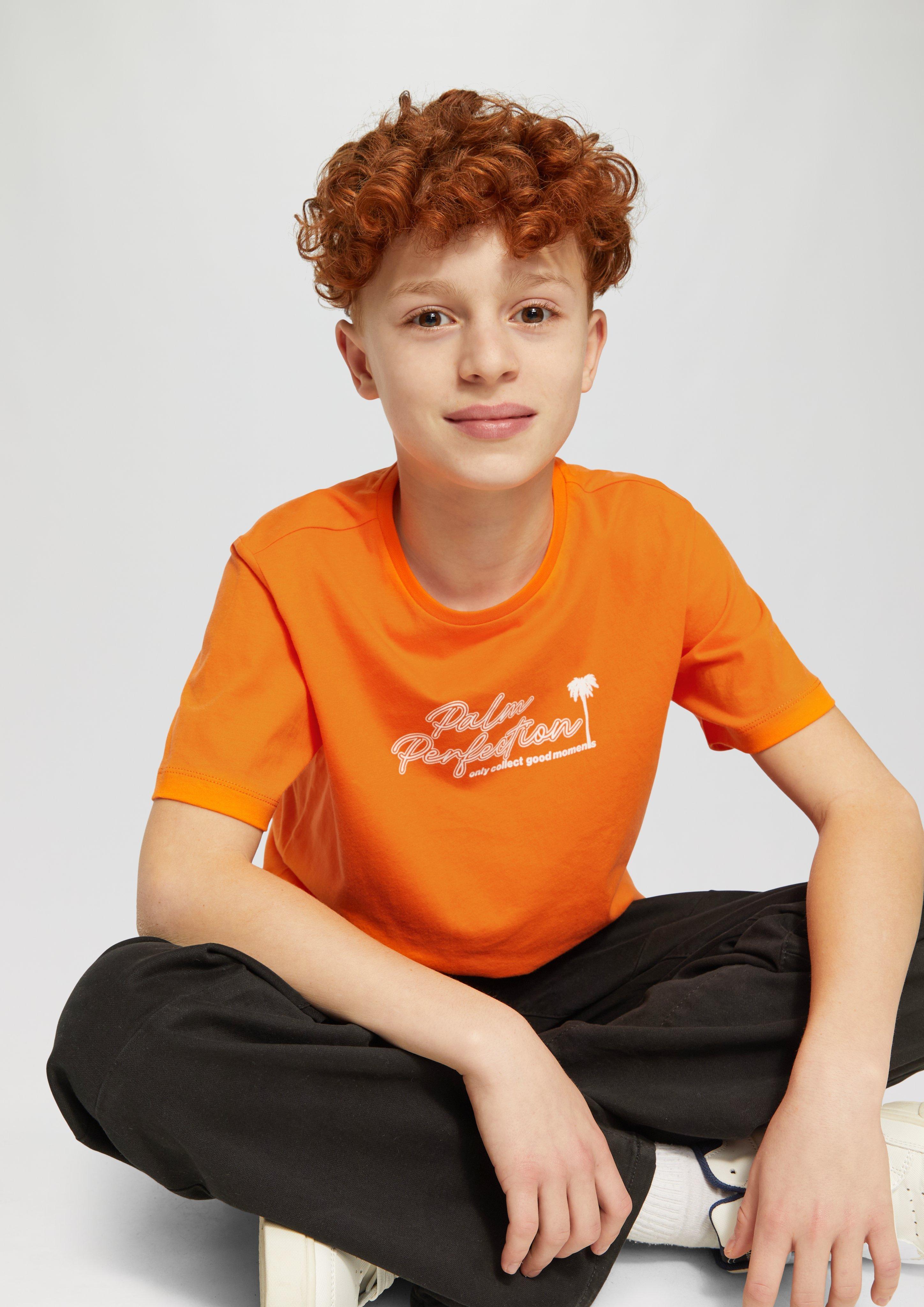 T-shirt in 2316, 7220, 0330 & 5312