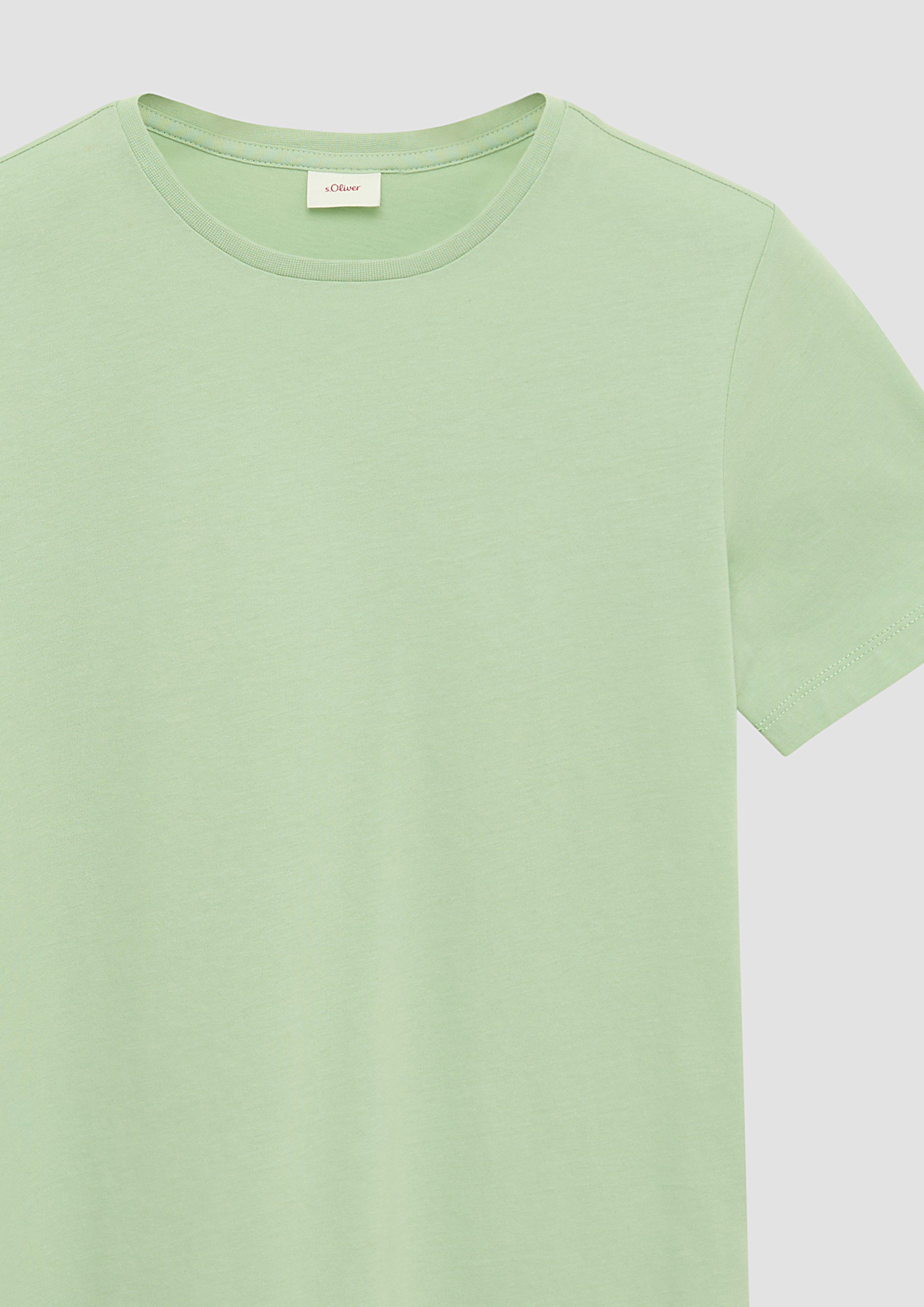 T-shirt in 7220, 5312, 0100 & 3847