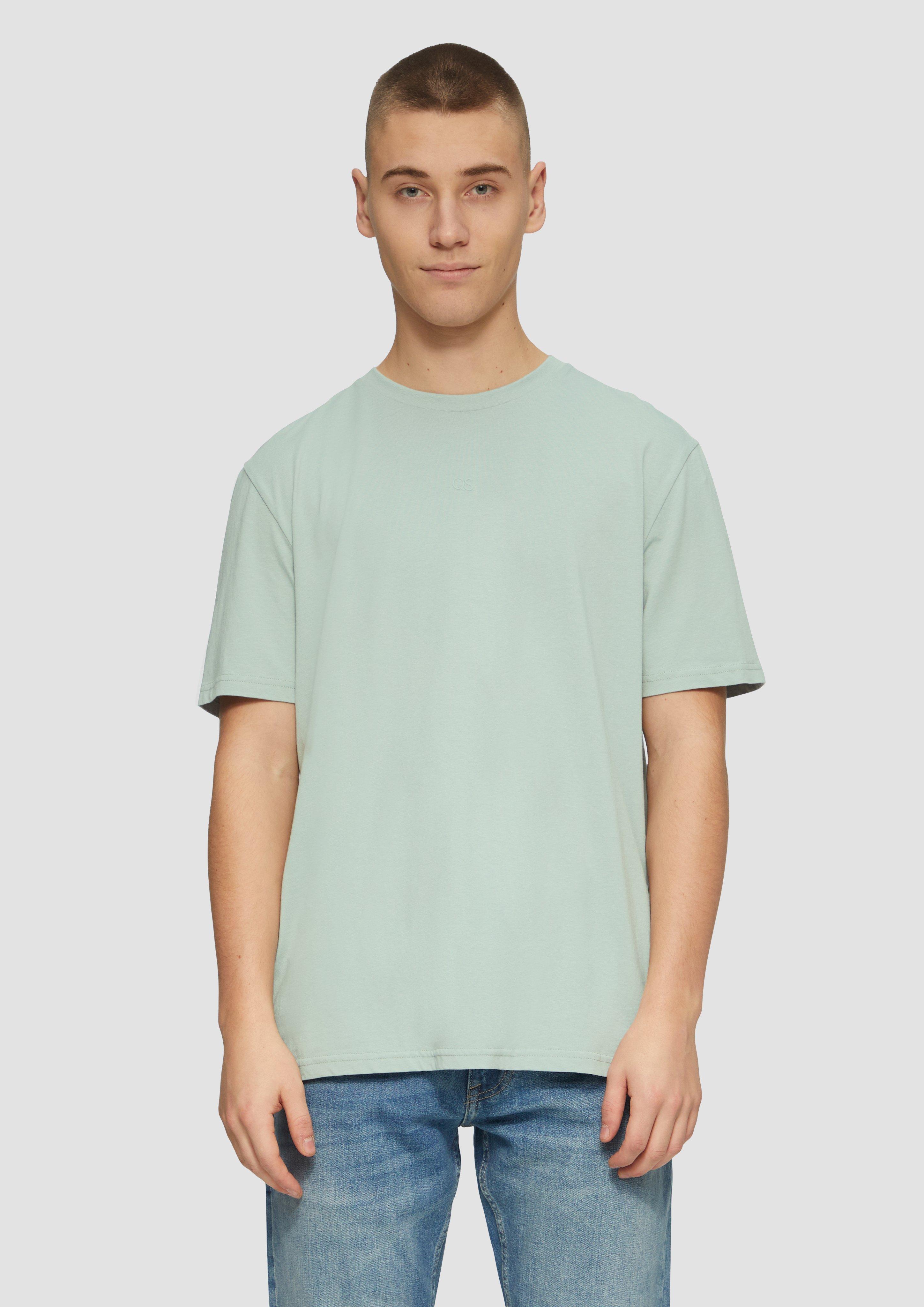 T-Shirt in 7217, 8188 & 5320